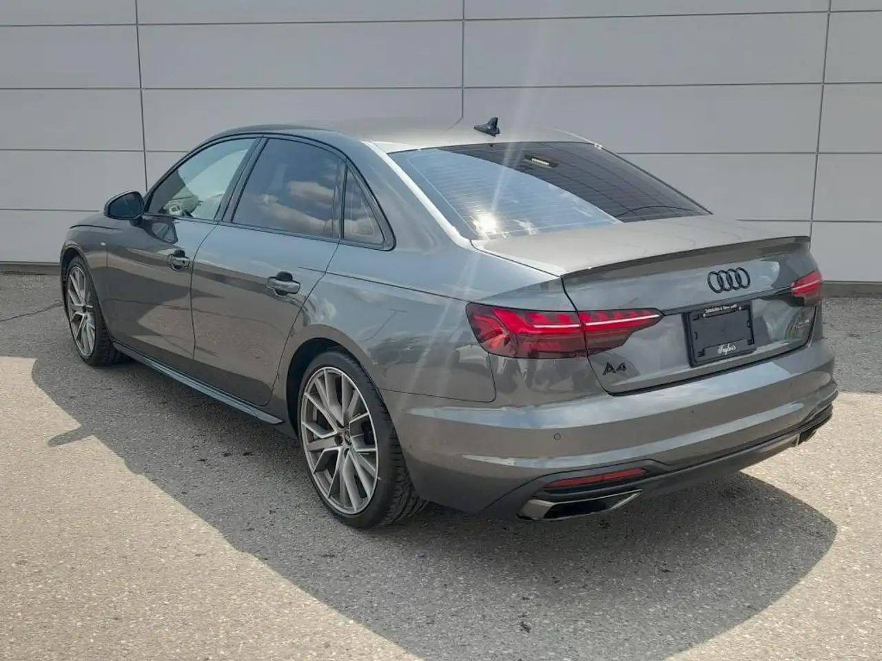 Audi A4 photo Audi A4