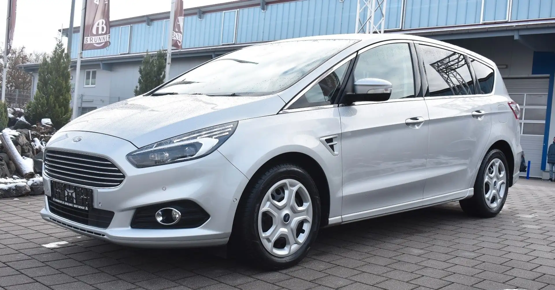 Ford S-Max S-MAX Titanium Silber - 2