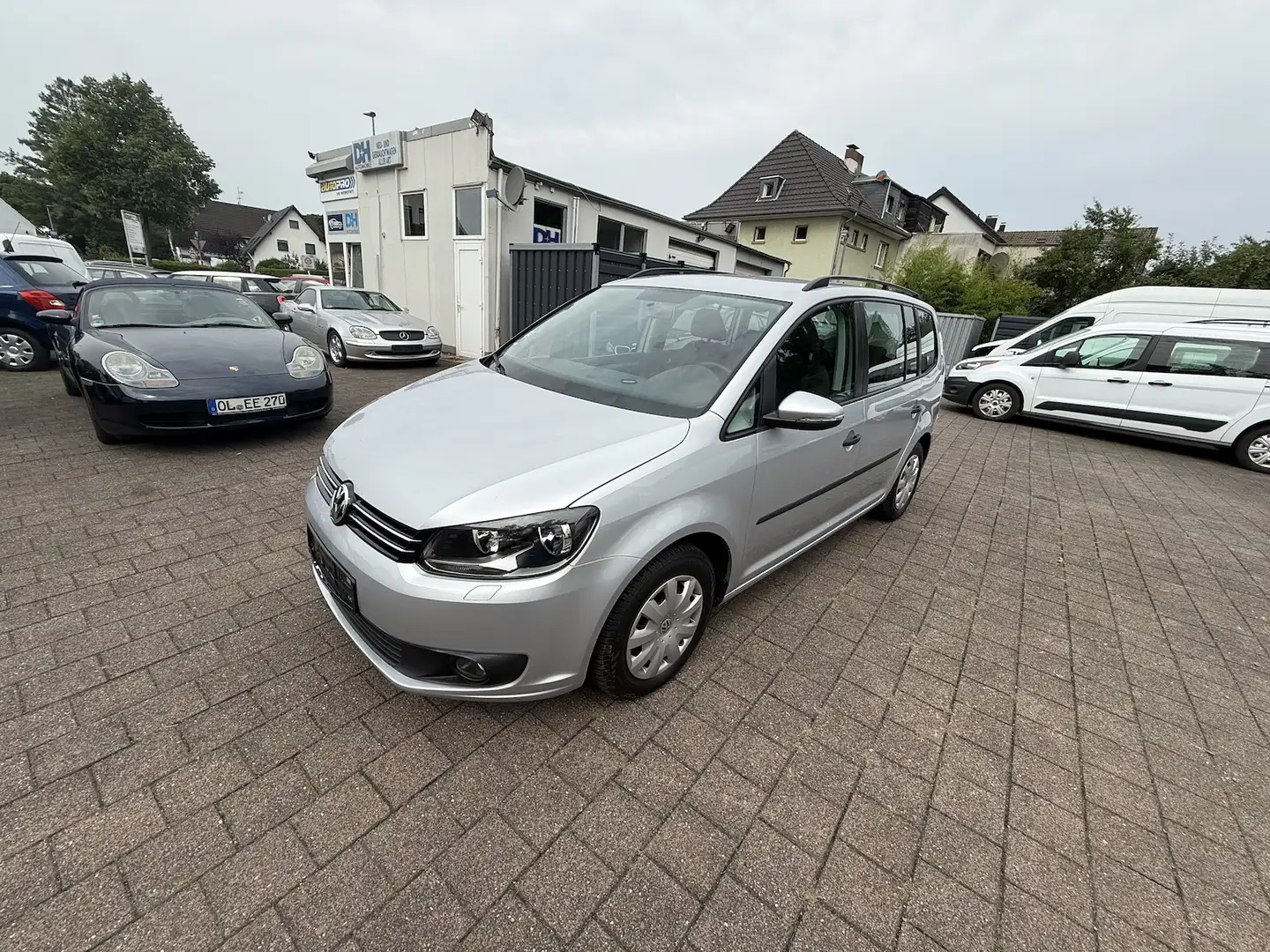 Volkswagen Touran 7 Sitzer,Scheckheft Silber - 2