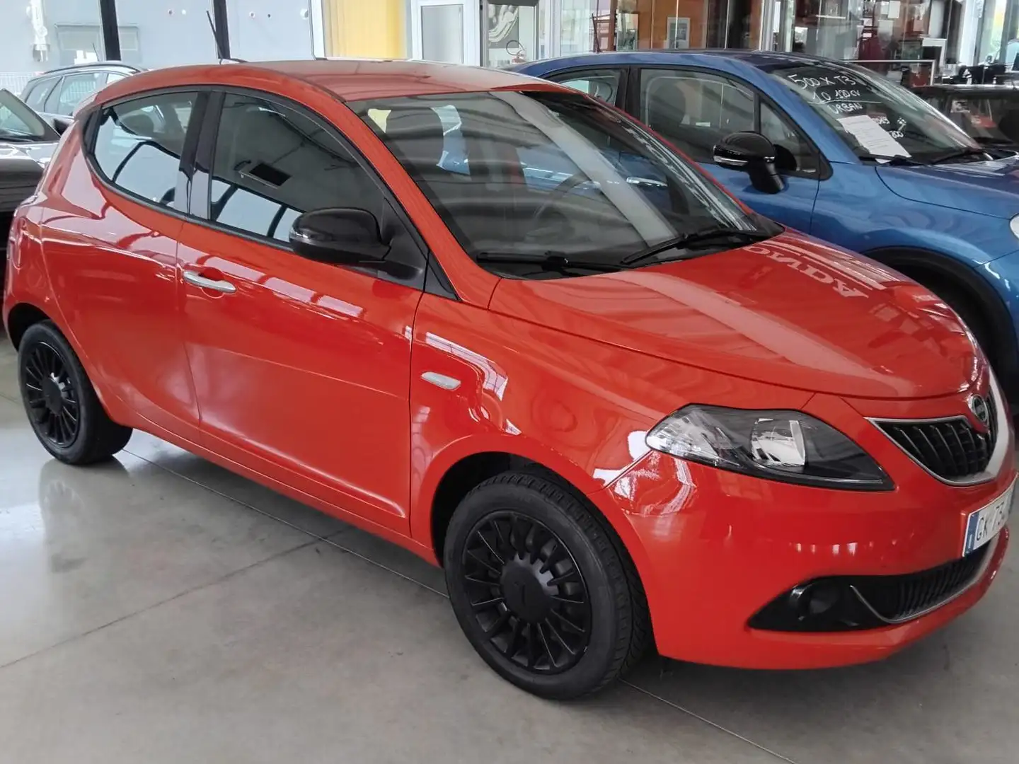 Lancia Ypsilon Ypsilon III 2021 1.0 firefly hybrid Silver s Rosso - 2