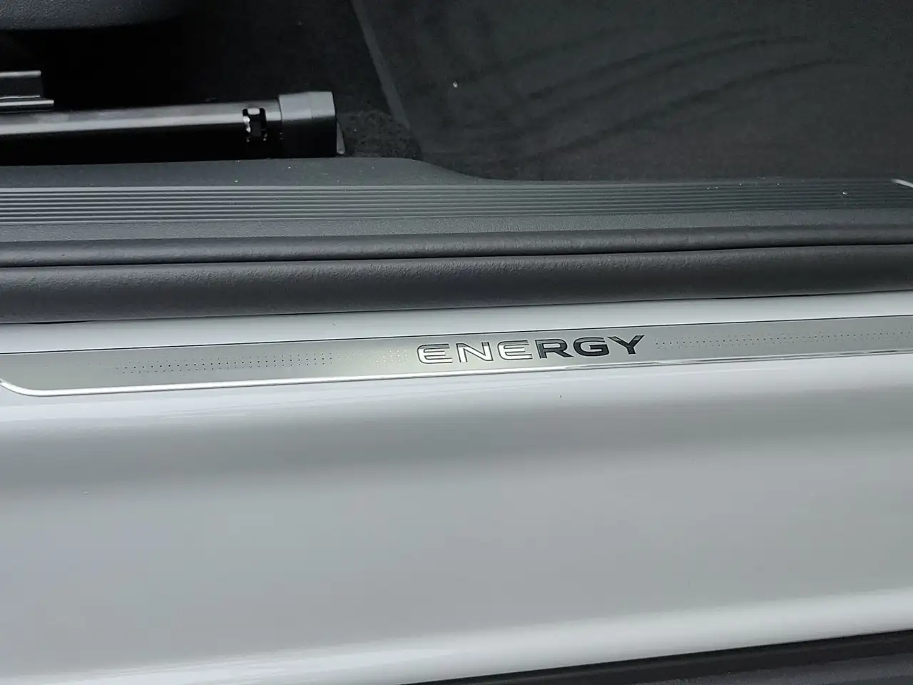 Volkswagen ID.4 Pro 210 kW (286 PS) 77 kWh 1-Gang-Automatik 20