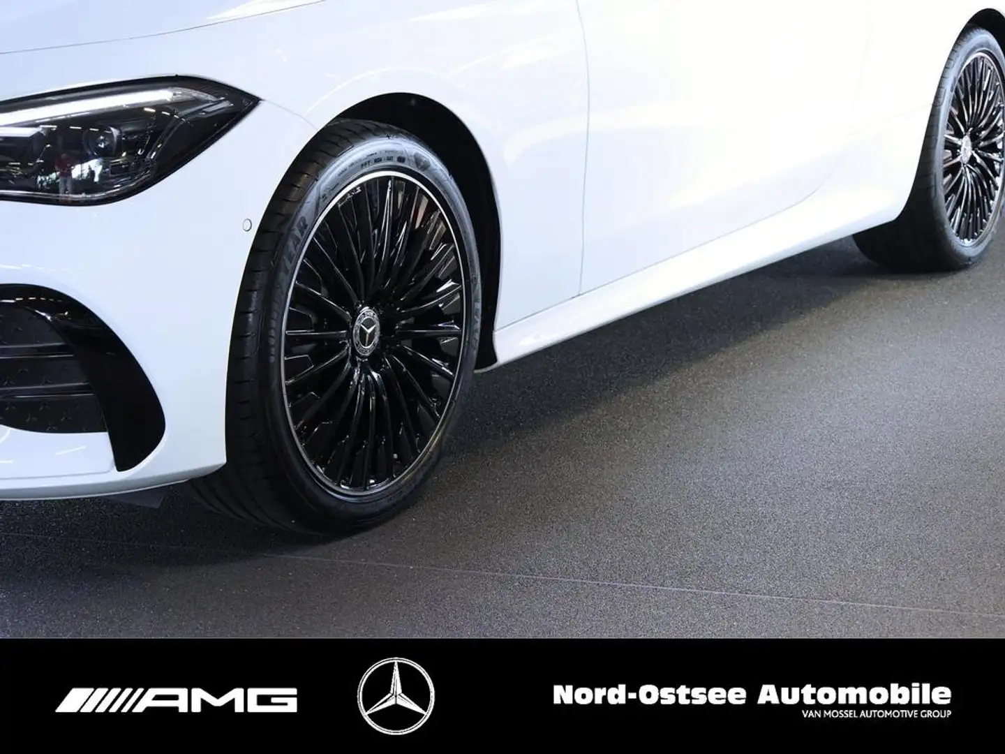 Mercedes-Benz CLE 180 AMG NIGHT PANO AHK DISTRON MEMORY 360° Blanc - 2