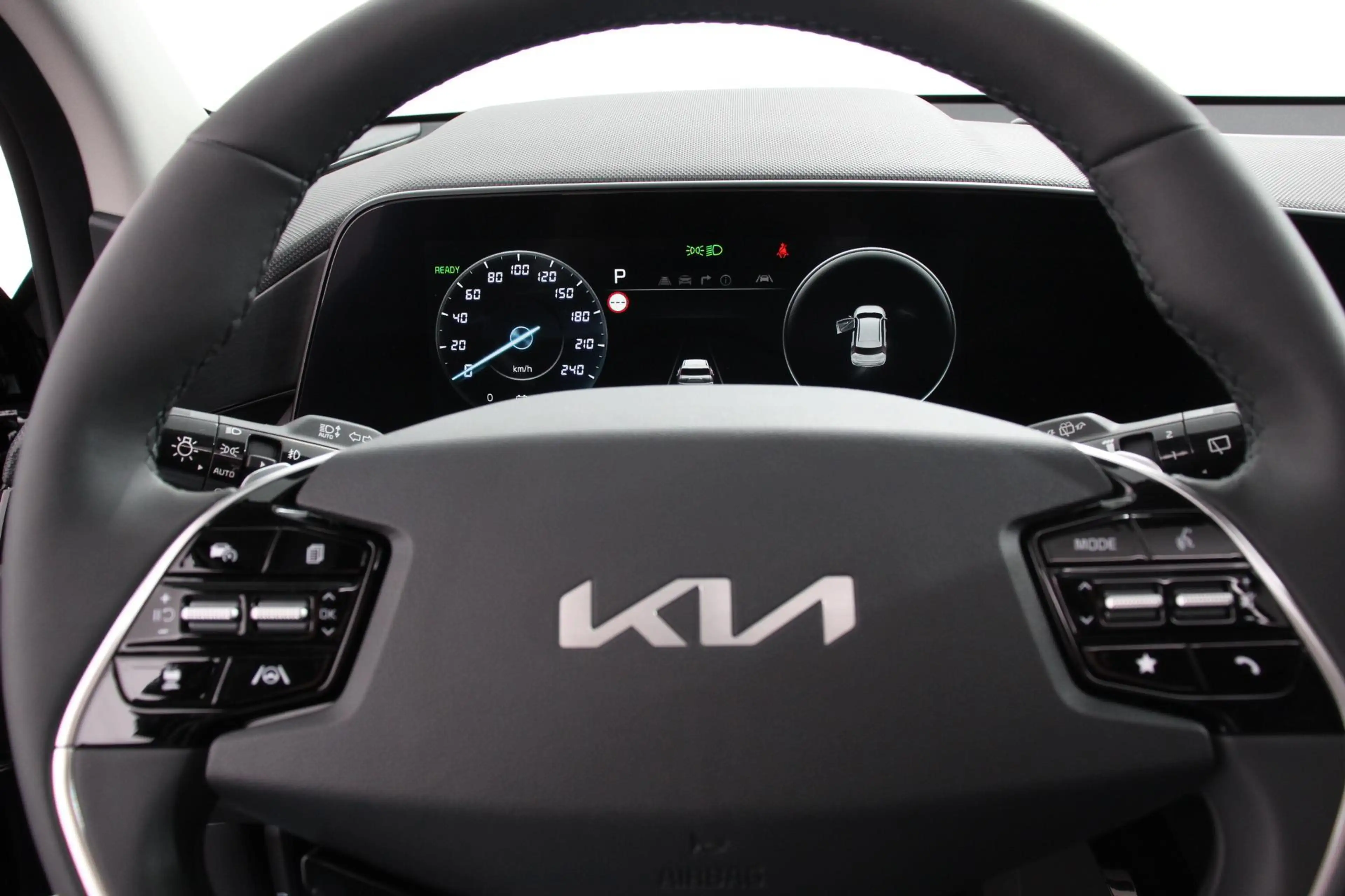 Kia e-Niro EV DynamicPlusLine 64.8 kWh Nieuw Model! Navigatie — photo 12