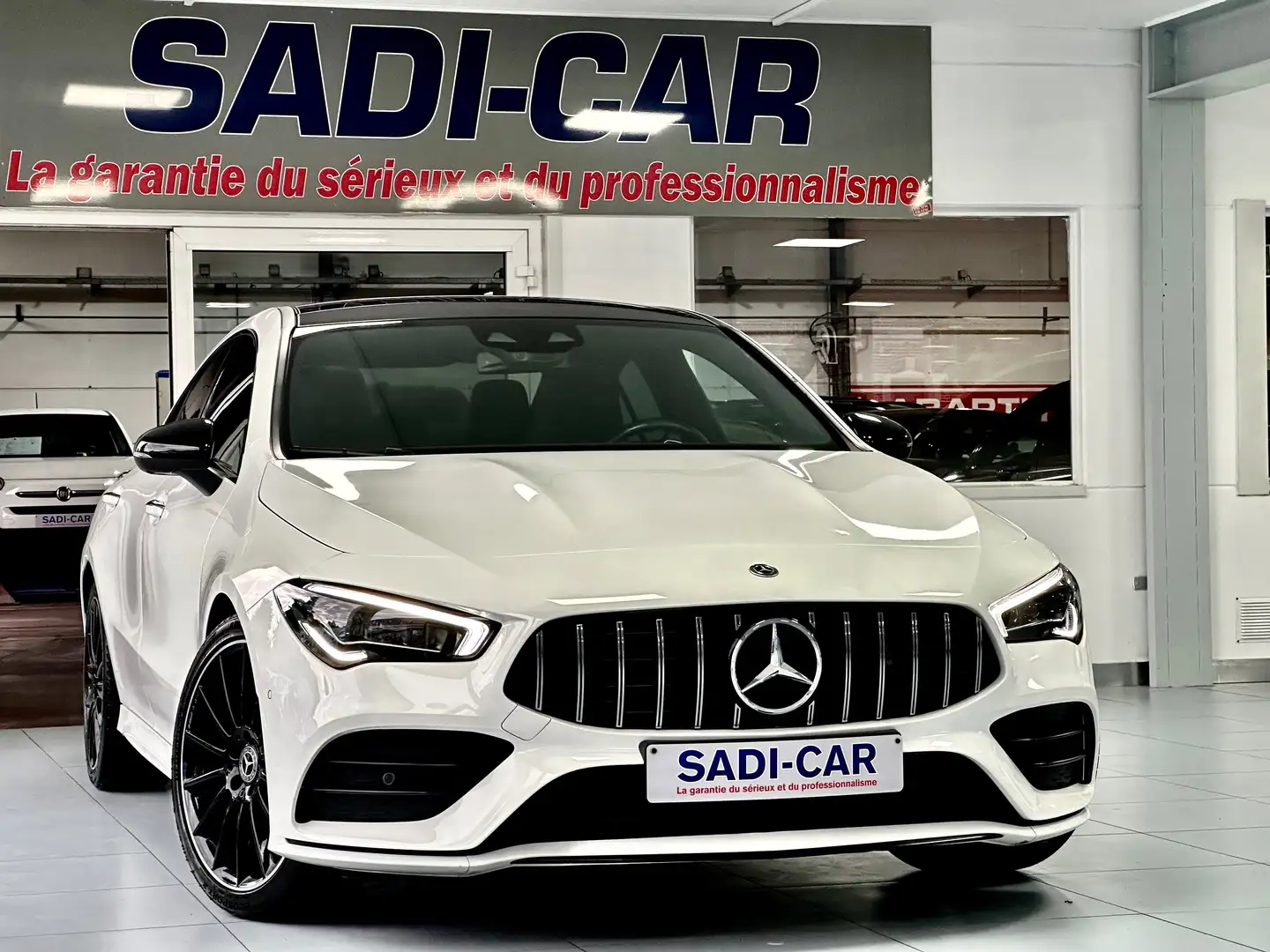 Mercedes-Benz CLA 200 d 150cv - AMG LINE EDITION - FULL OPTIONS Blanc - 1