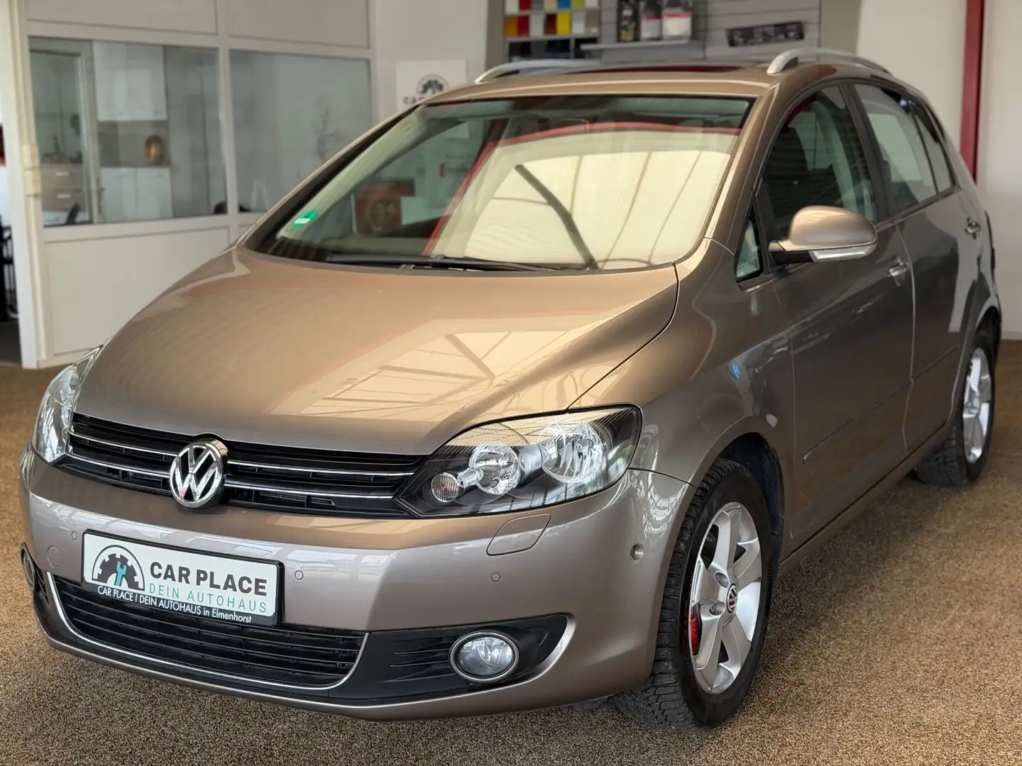 Volkswagen Golf Plus VI Highline Automatik Braun - 1