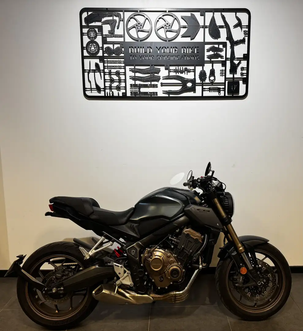 Honda CB 650 Gris - 1