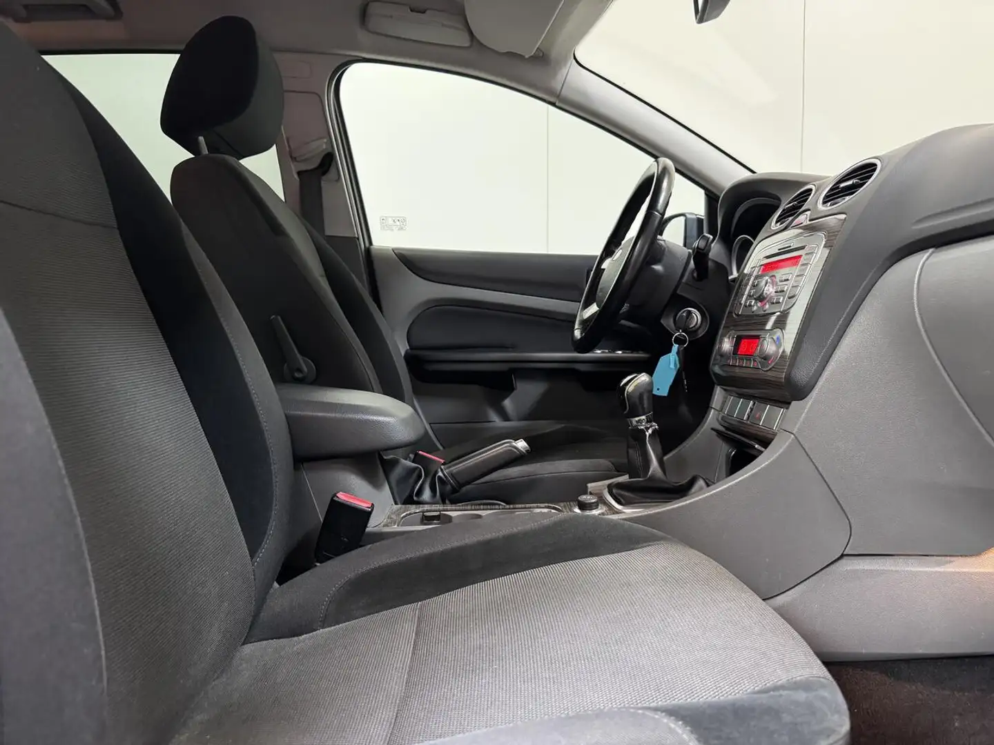 Ford Focus 1.6 D - Airco - Rijdt goed! EXPORT Noir - 2