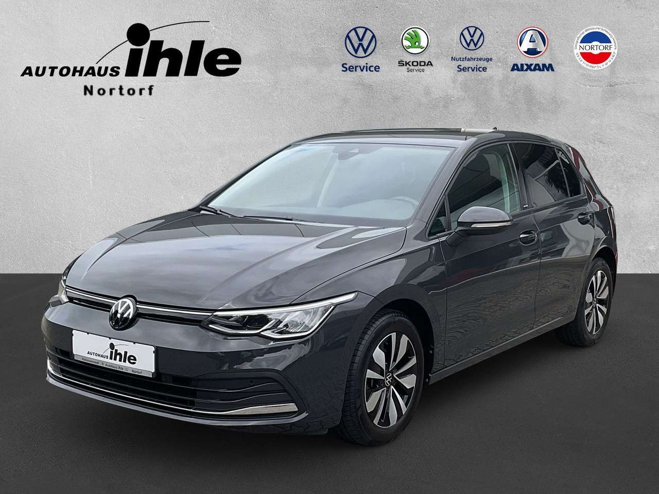 Volkswagen Golf 2024 — VIII Life 1.0 TSI Move PDC LED Sitzhzg