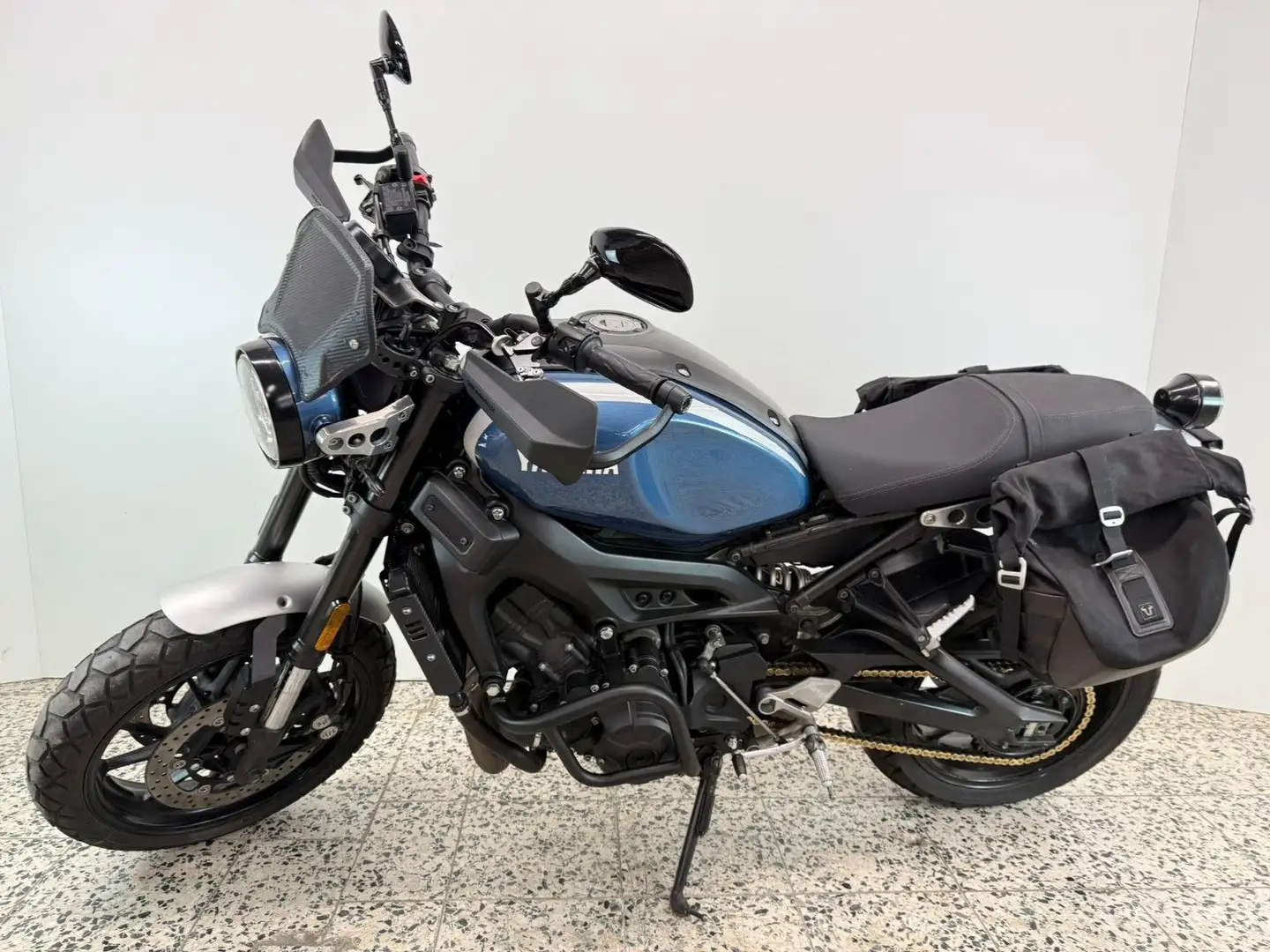 Yamaha XSR 900 ABS Inspektion - NEU  viel Zubehör !!! Albastru - 2