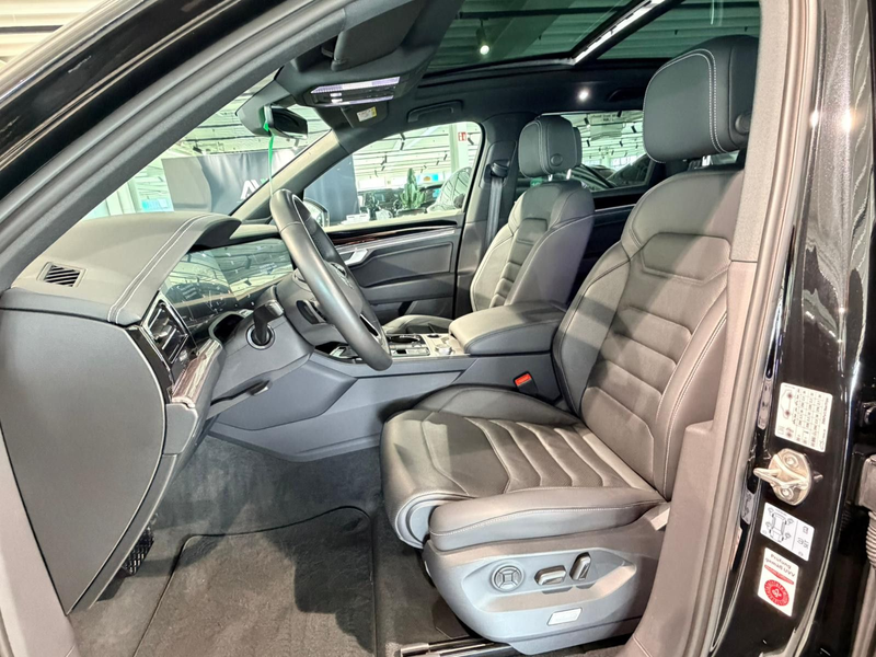 Volkswagen Touareg 4Motion PANO*VIRTUAL*ACC*SITZ-KLIMA*NAVI — photo 11