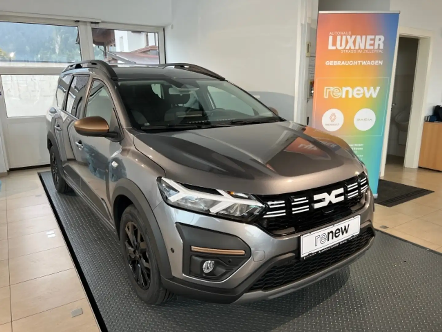 Dacia Jogger JoggerExtreme+TCE110 Grau - 1