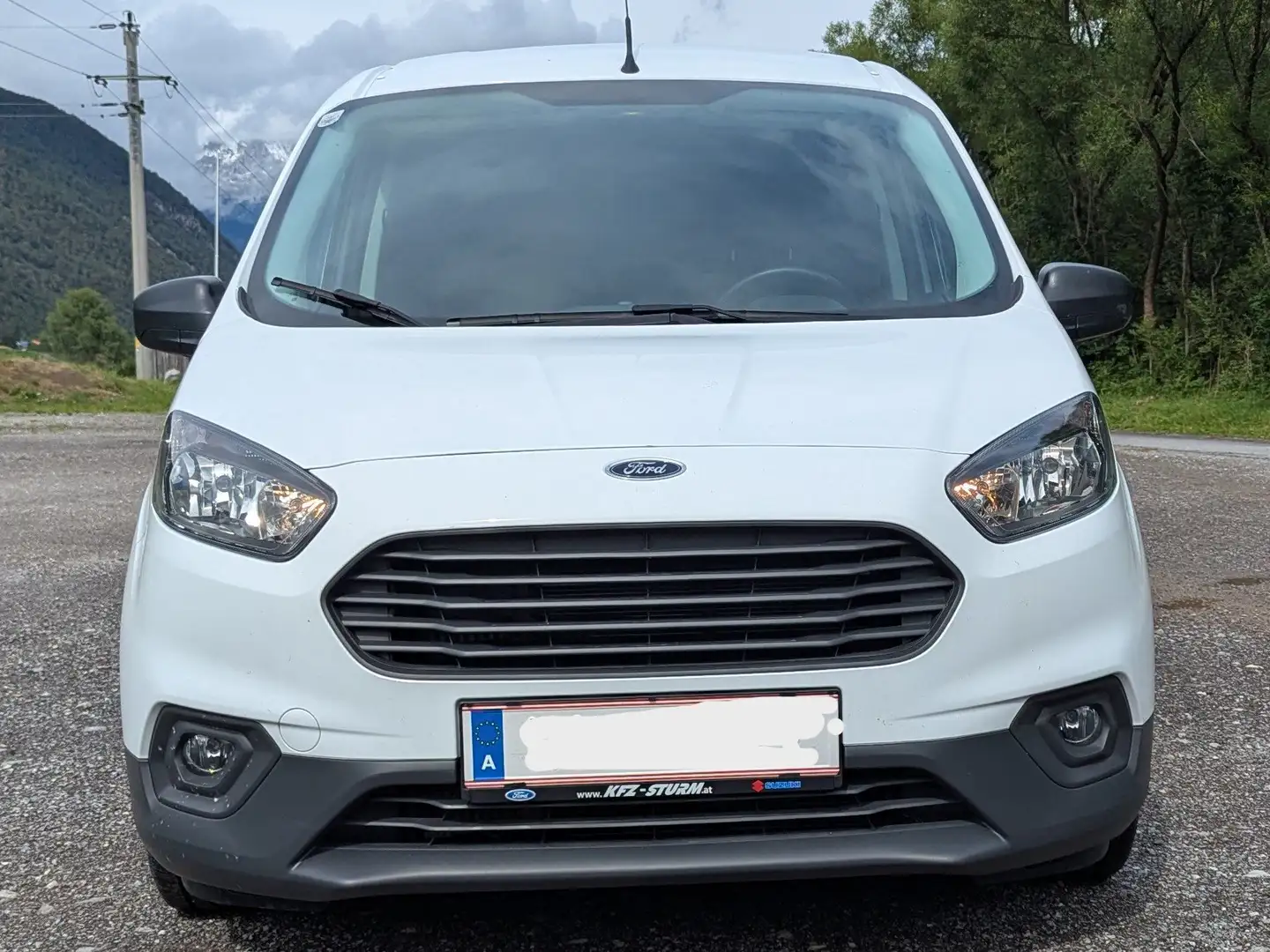 Ford Transit Courier Transit Courier 1,5 TDCi Basis Basis Weiß - 2