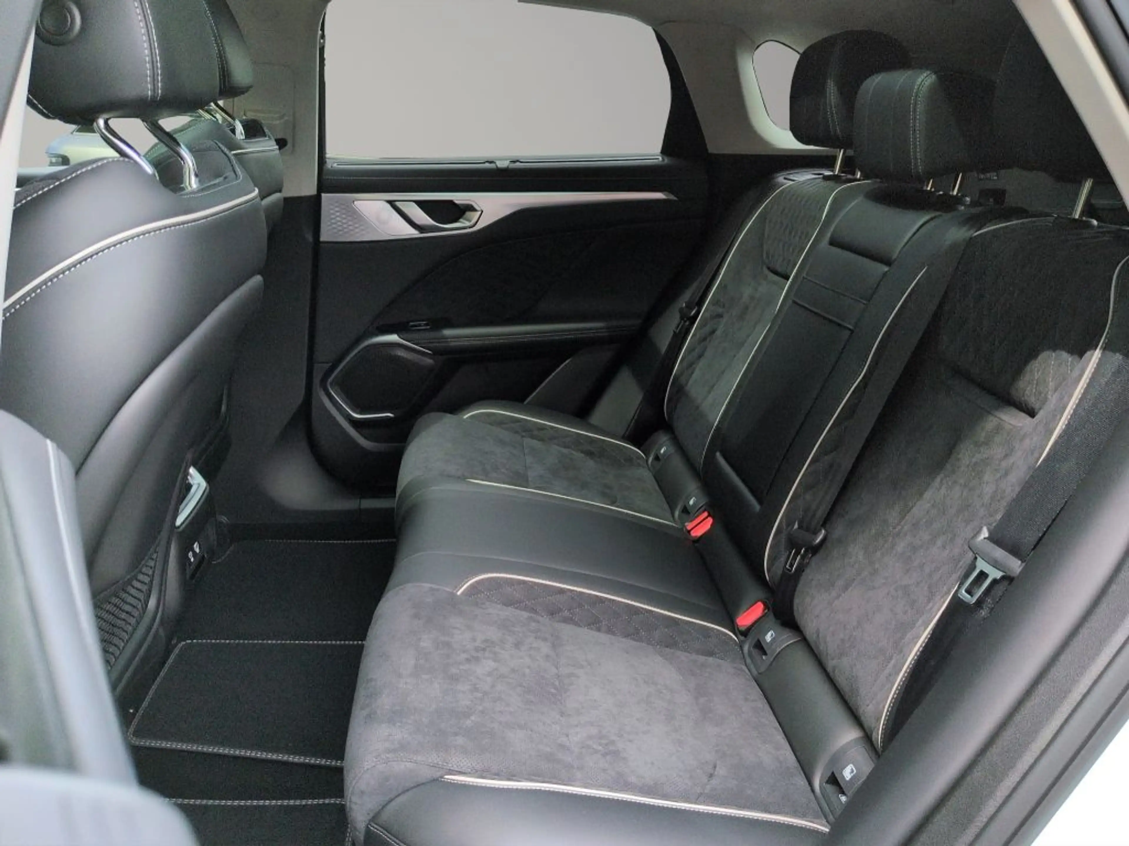 GWM WEY 05 Luxury 2.0 PHEV AWD -Sitzkomfort- — photo 7