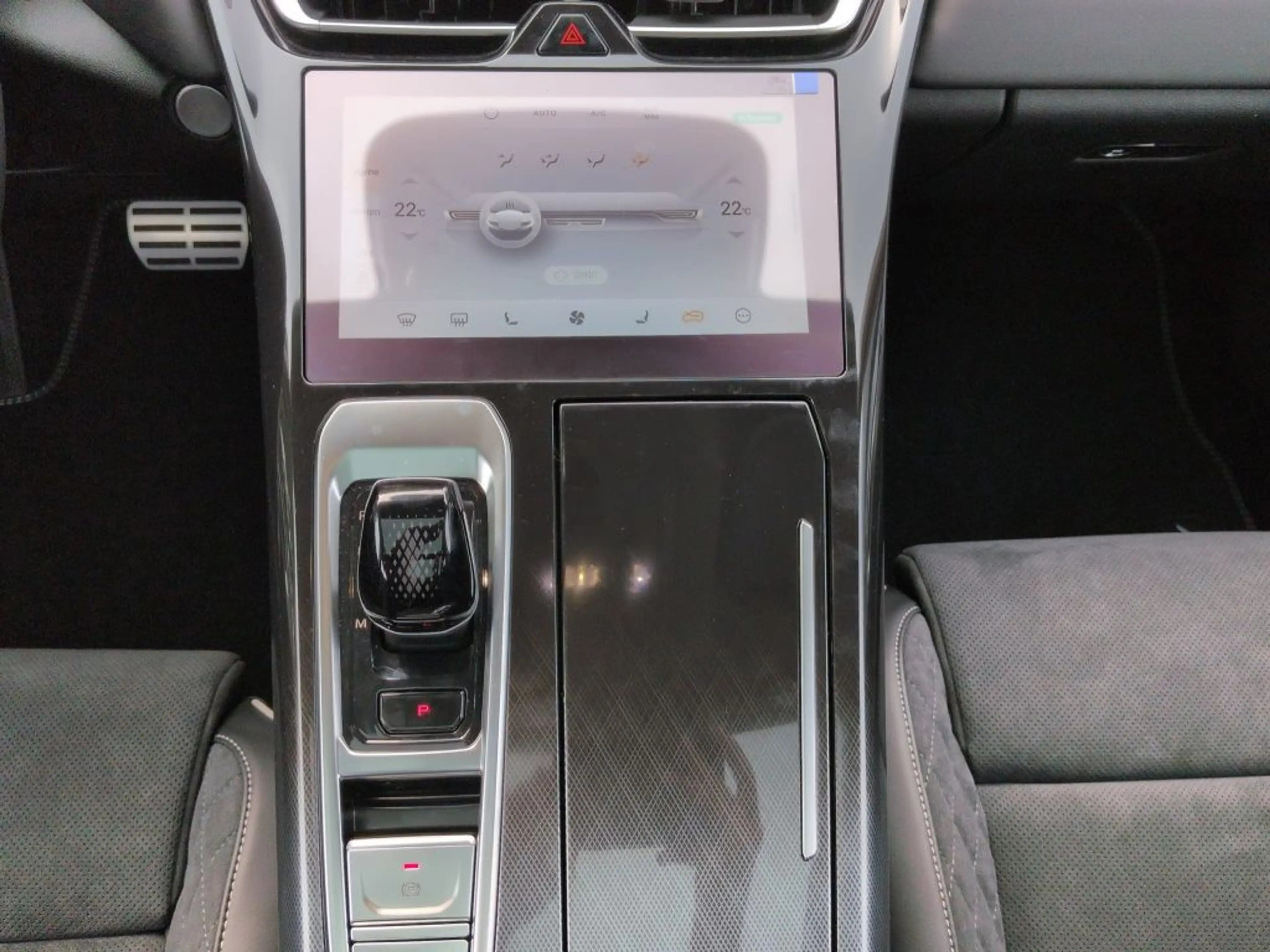 GWM WEY 05 Luxury 2.0 PHEV AWD -Sitzkomfort- — photo 12
