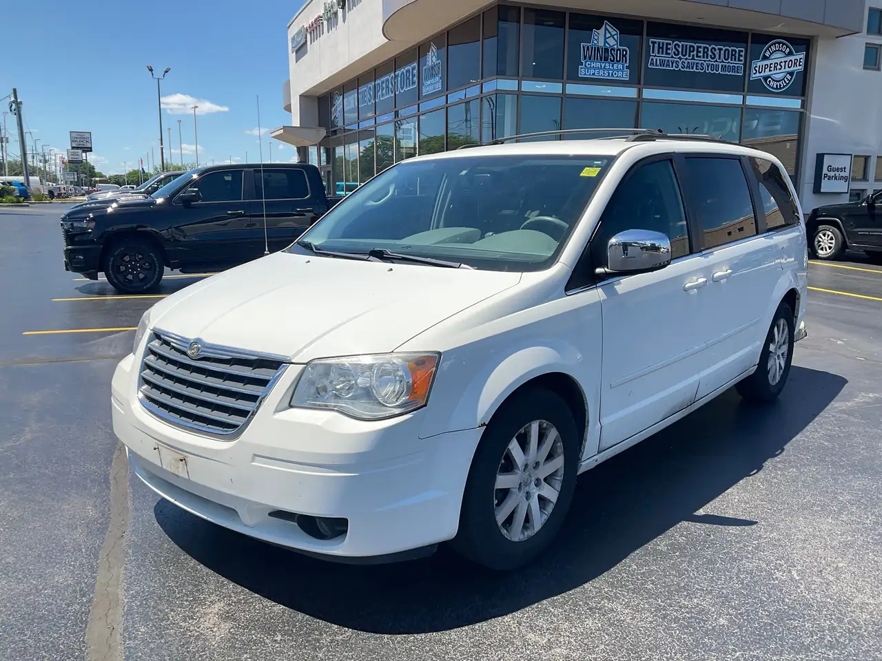 2008 Chrysler Town & Country