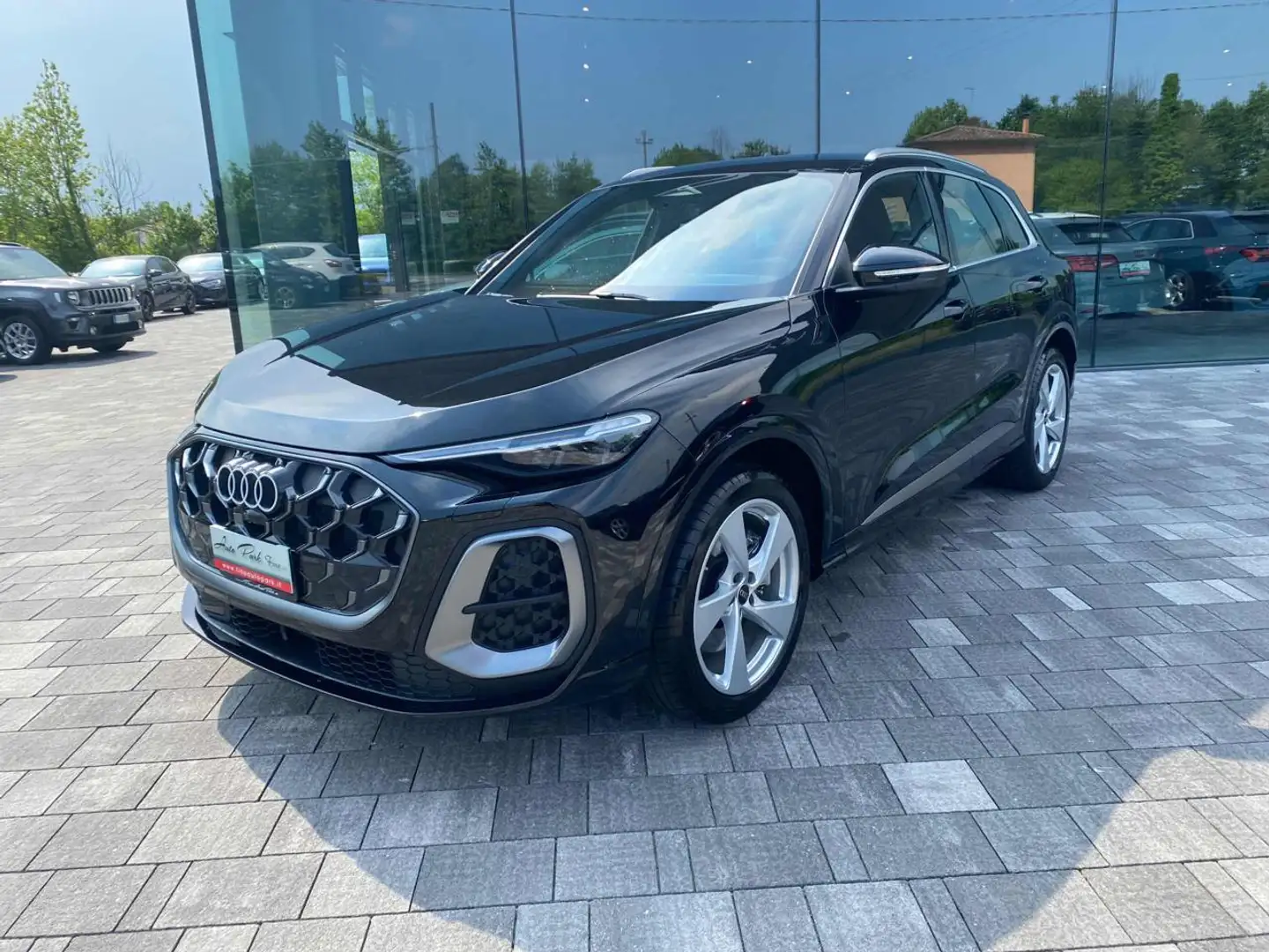 Audi Q5 TDi S-tronic Quattro S-line !!! MY '25 Noir - 2