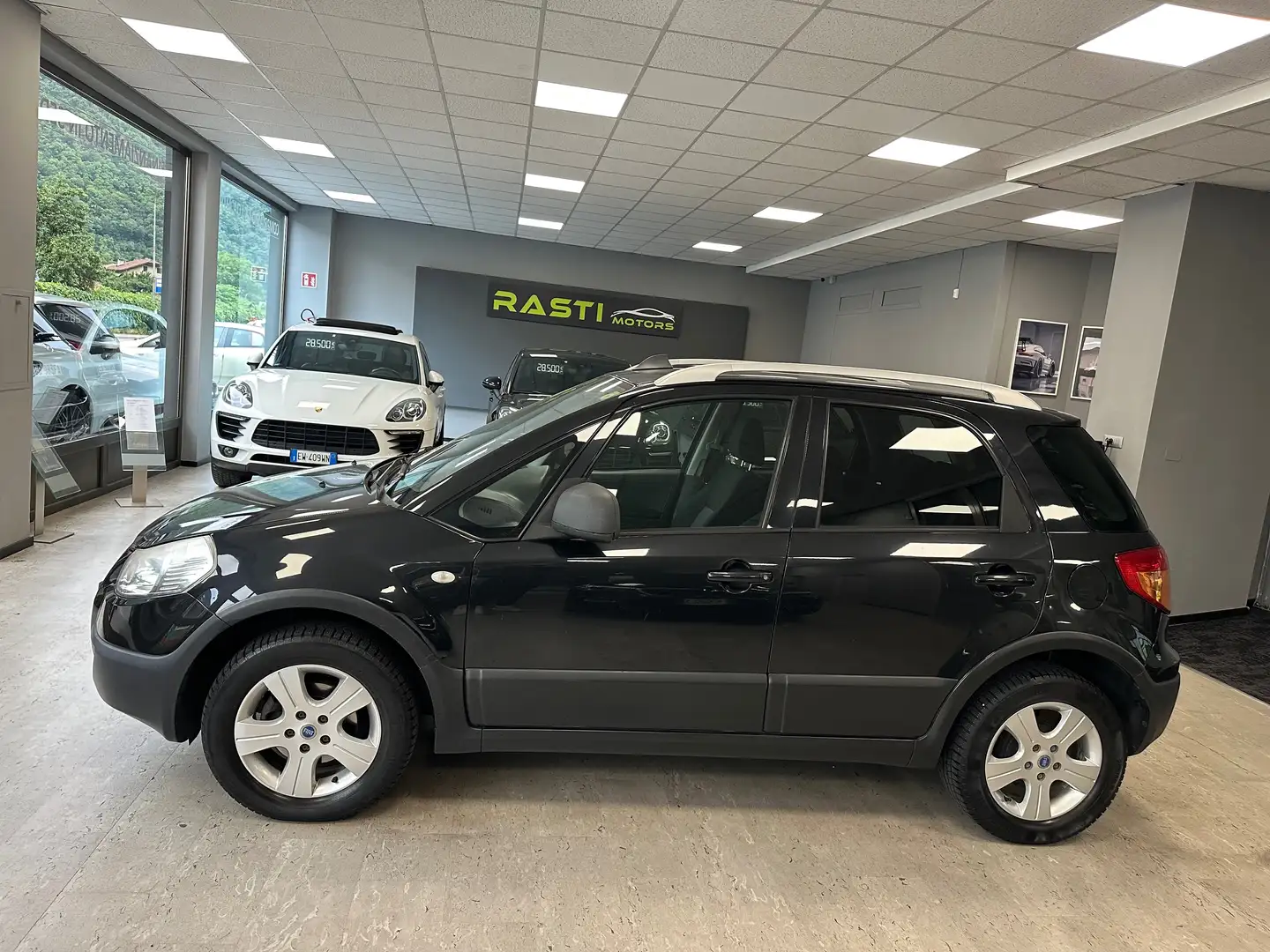 Fiat Sedici Sedici 1.9 mjt Experience 4x4 120cv Noir - 2