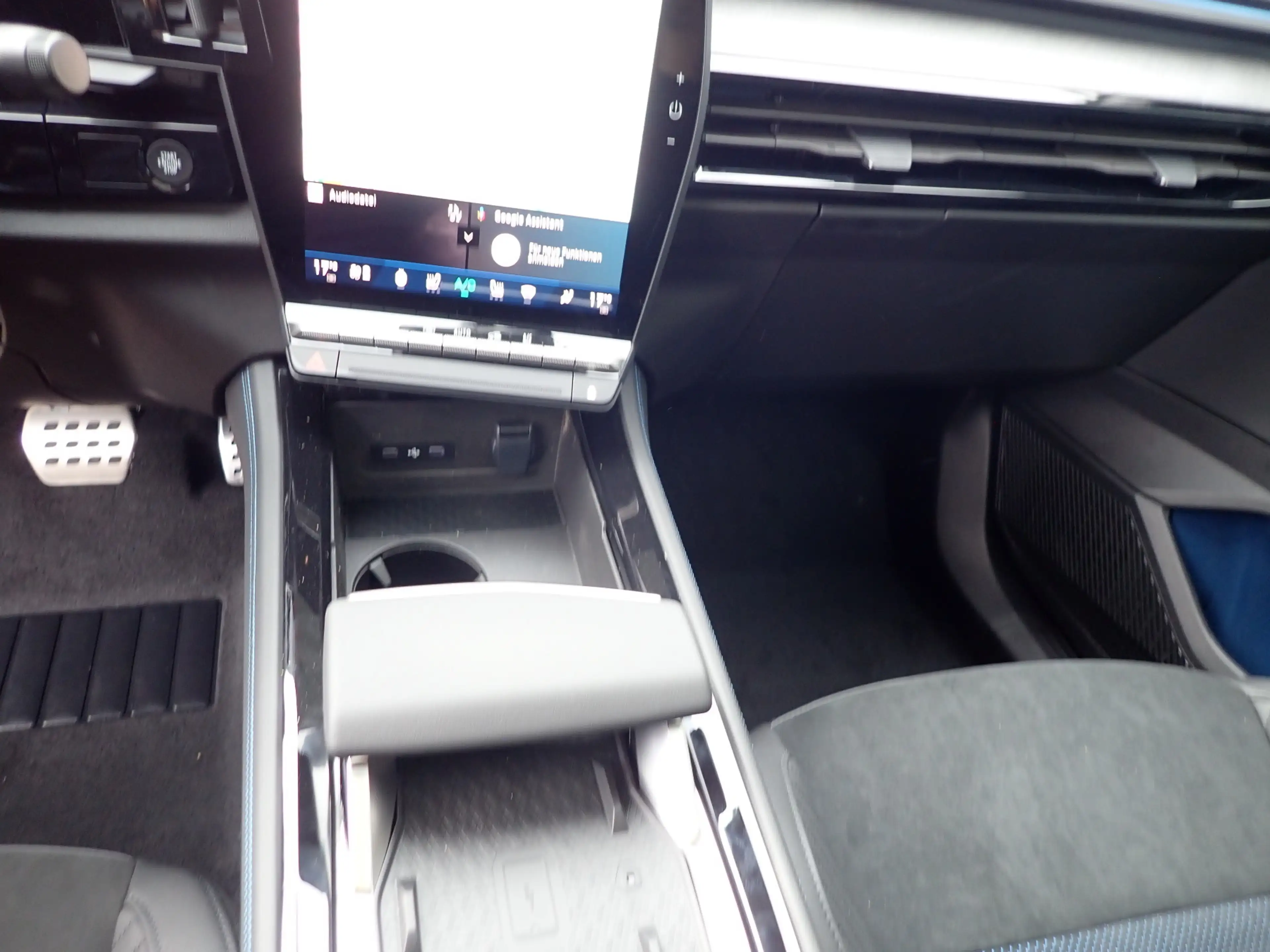 Renault Rafale Esprit Alpine Full Hybrid E-Tech 200 — photo 12