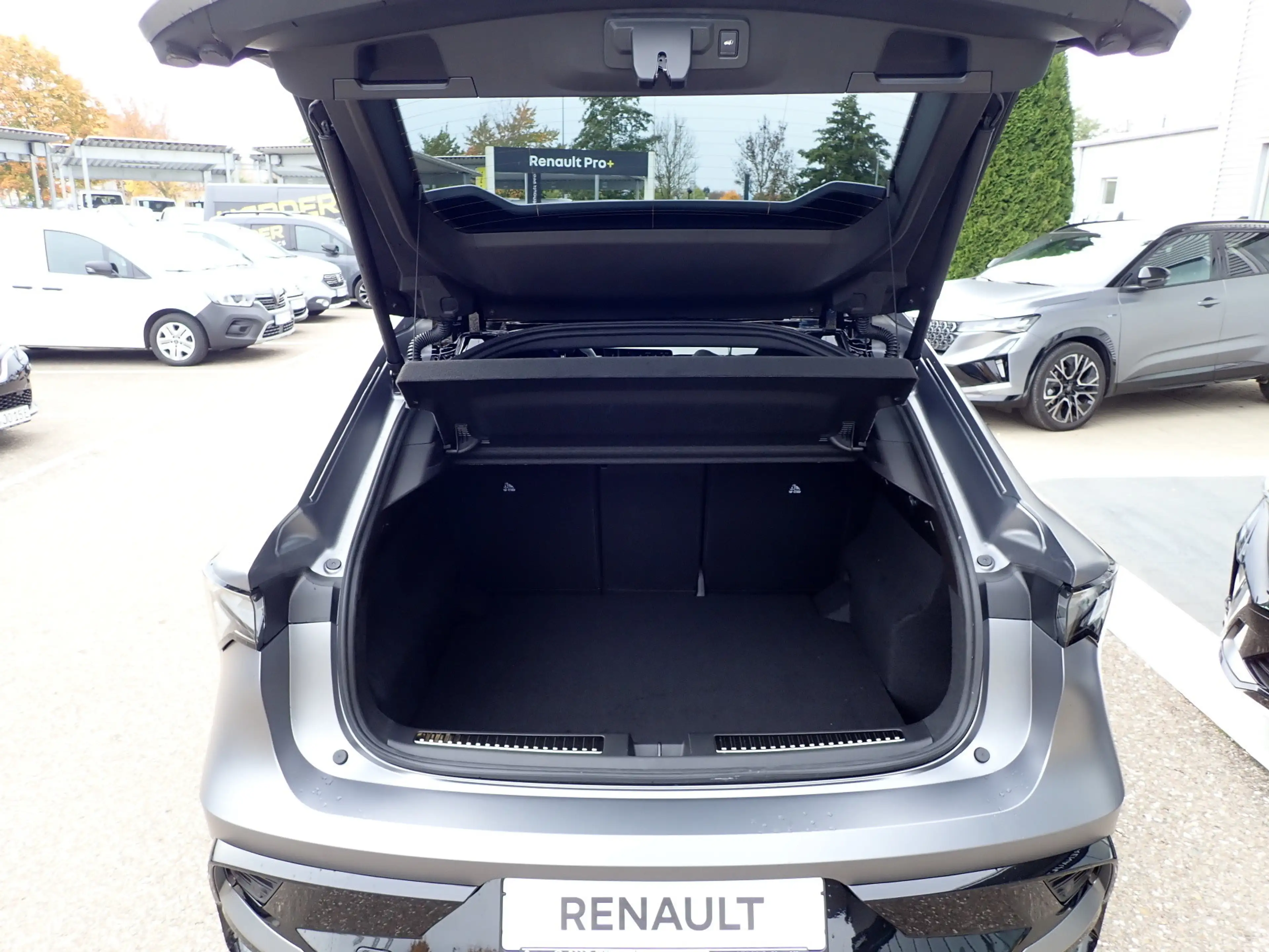 Renault Rafale Esprit Alpine Full Hybrid E-Tech 200 — photo 6