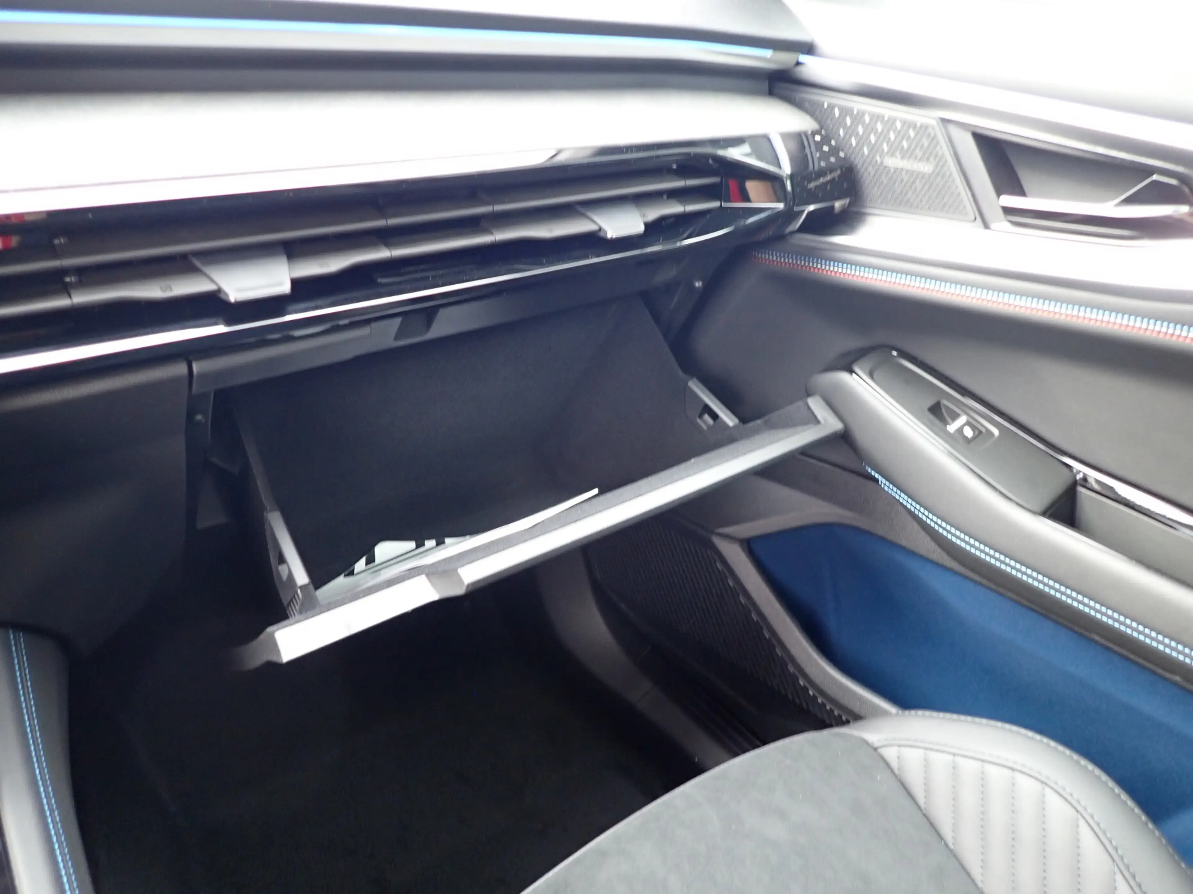 Renault Rafale Esprit Alpine Full Hybrid E-Tech 200 — photo 13