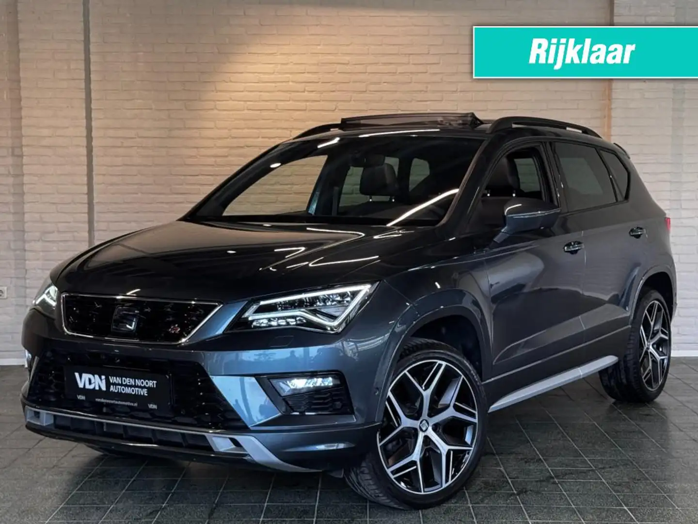 SEAT Ateca 1.5 TSI FR Business Intense Camera Pano 360 Camera Gris - 1