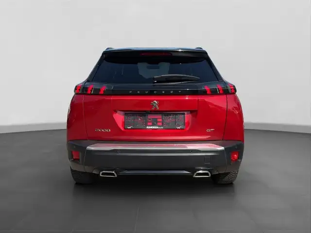 Peugeot 2008 view 4