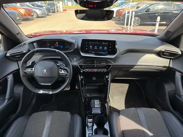 Peugeot 2008 view 10