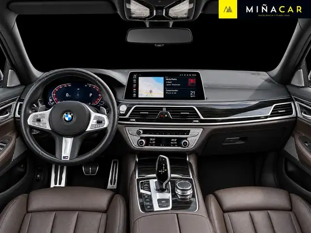 BMW 7 Series view 3