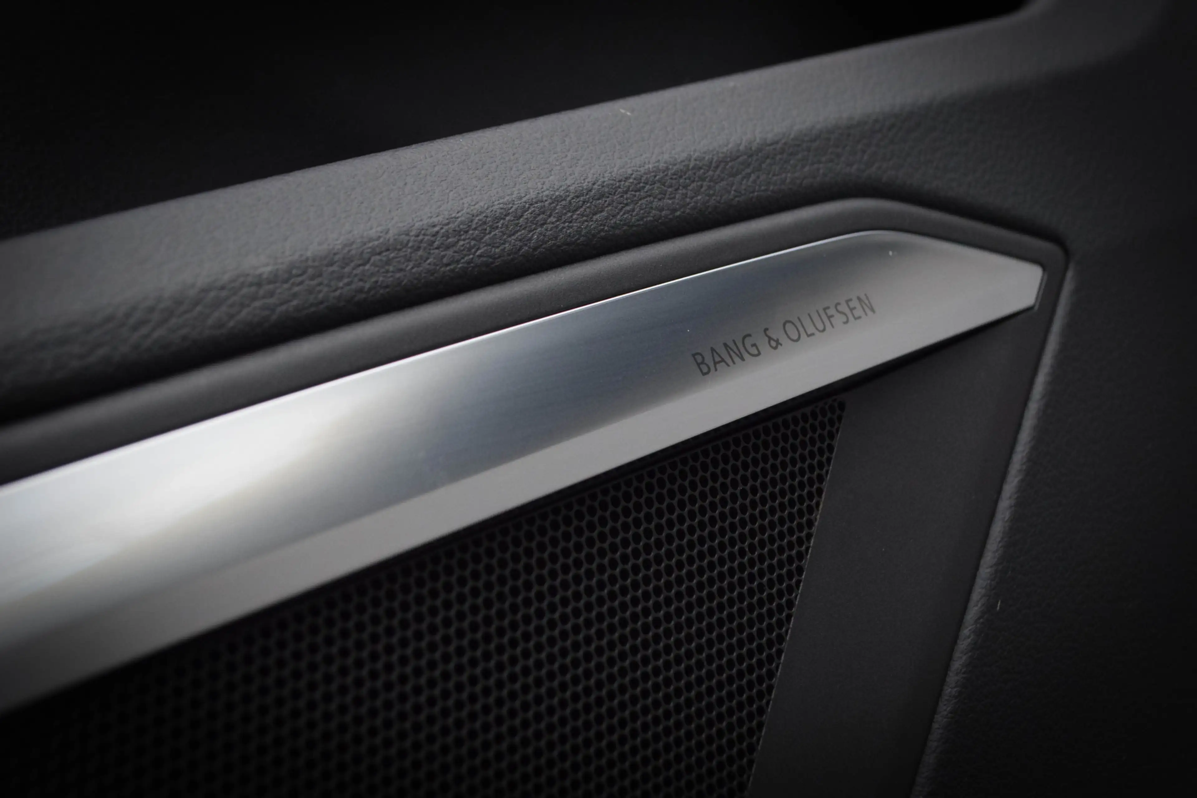 Audi SQ8 e-tron Quattro / Luchtvering/ Standkachel/ Bang & Olufsen — photo 12