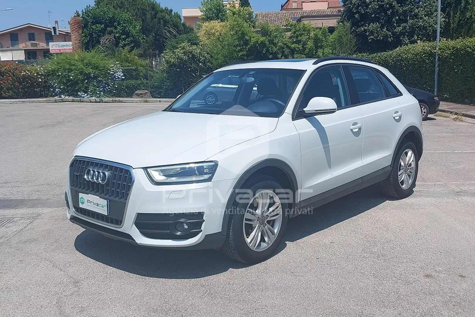 Audi Q3 Q3 2.0 TDI quattro S tronic Advanced Weiß - 1