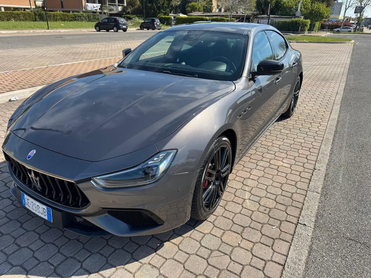 Maserati Ghibli 2021