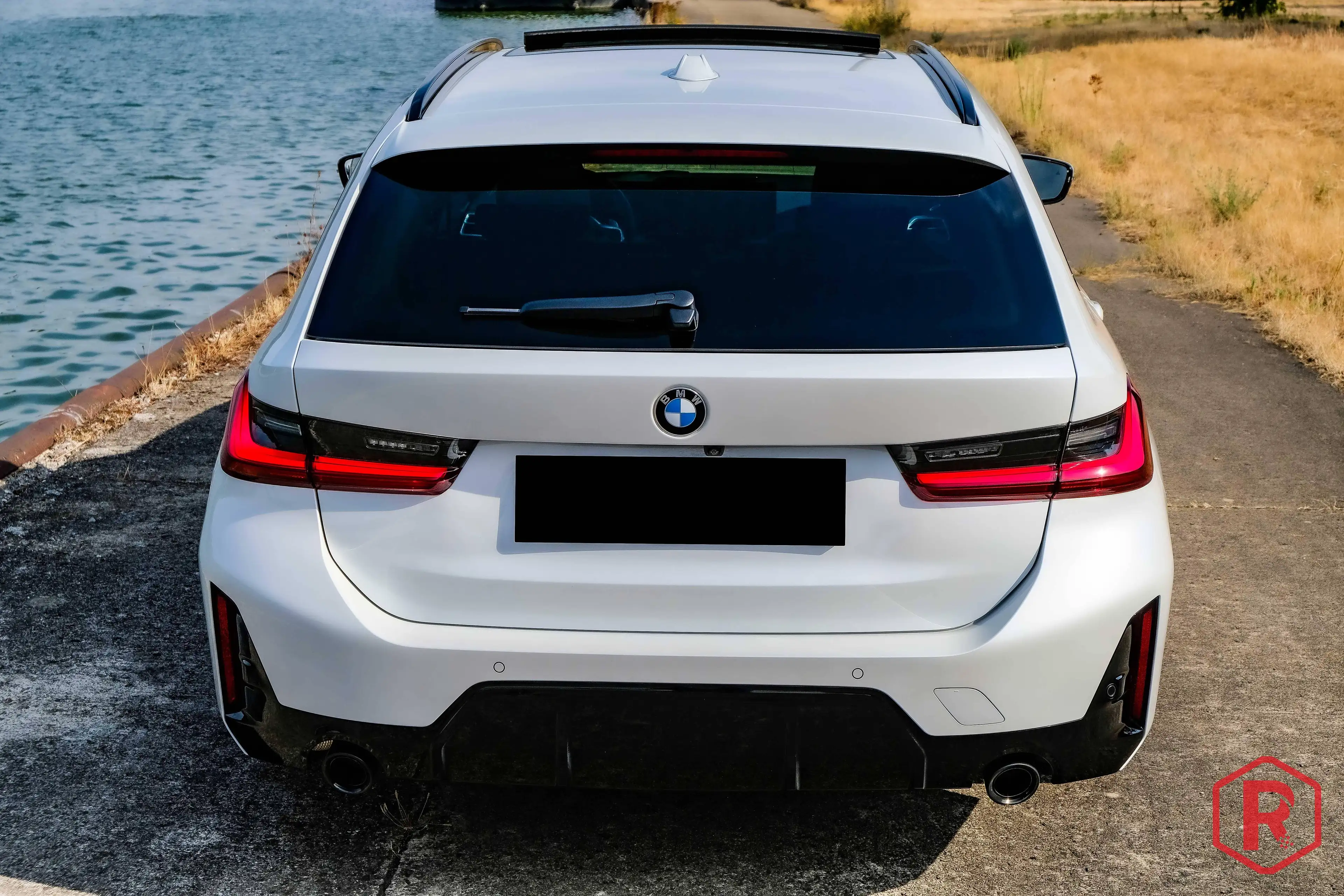 BMW 318 i Touring M Sport Pro Pano HarmanKardon ACC — photo 5