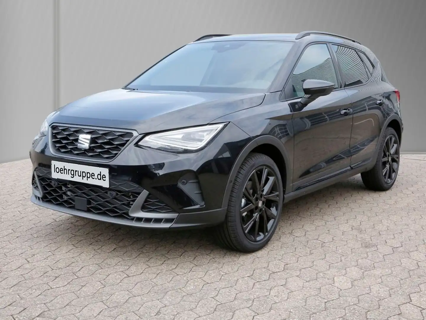 SEAT Arona FR Black Edition 1.0 TSI-7-Gang-DSG SLW Schwarz - 2