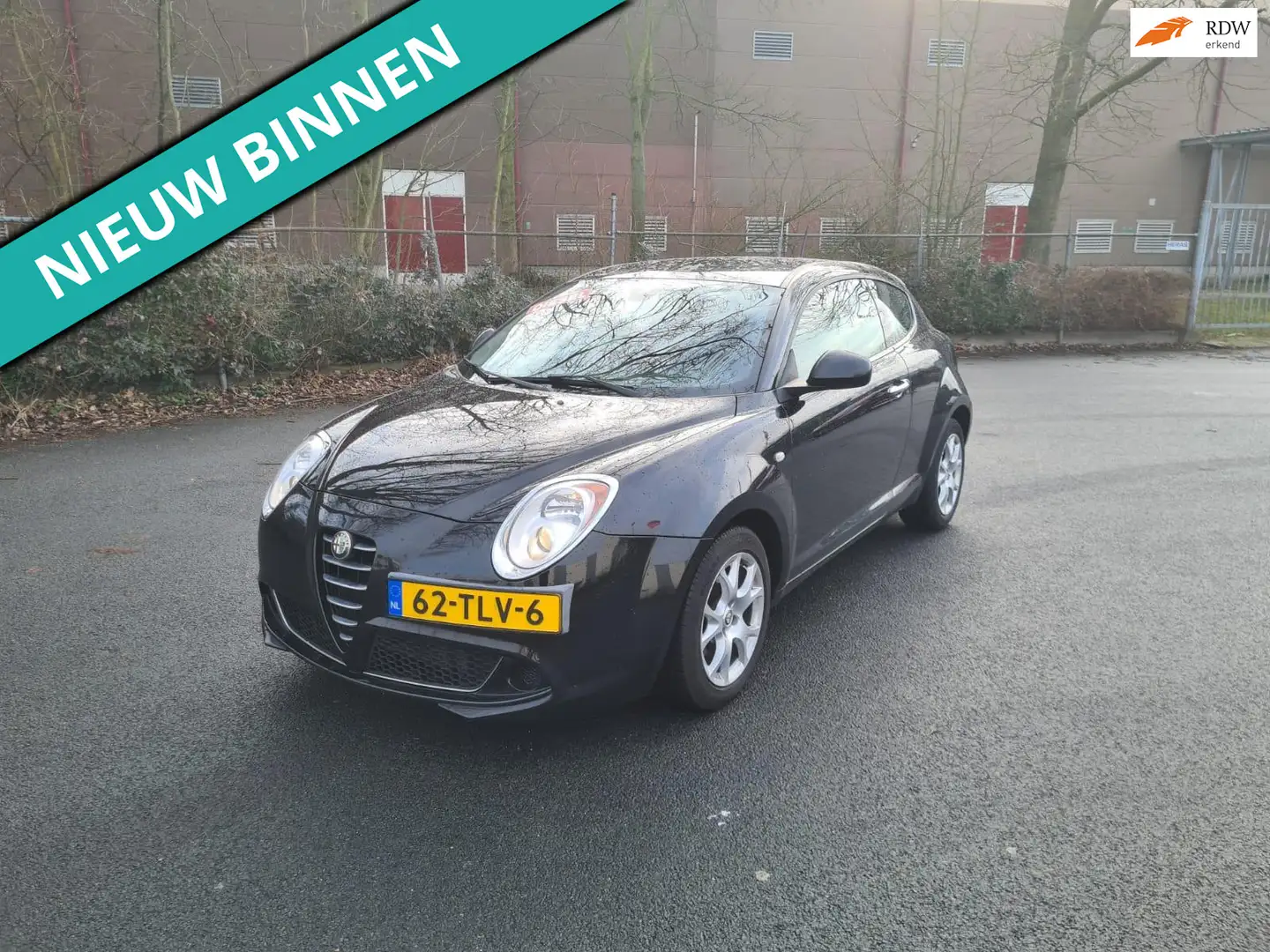 Alfa Romeo MiTo 1.3 JTDm ECO Distinctive LEUKE AUTO RIJDT EN SCHAK Zwart - 1