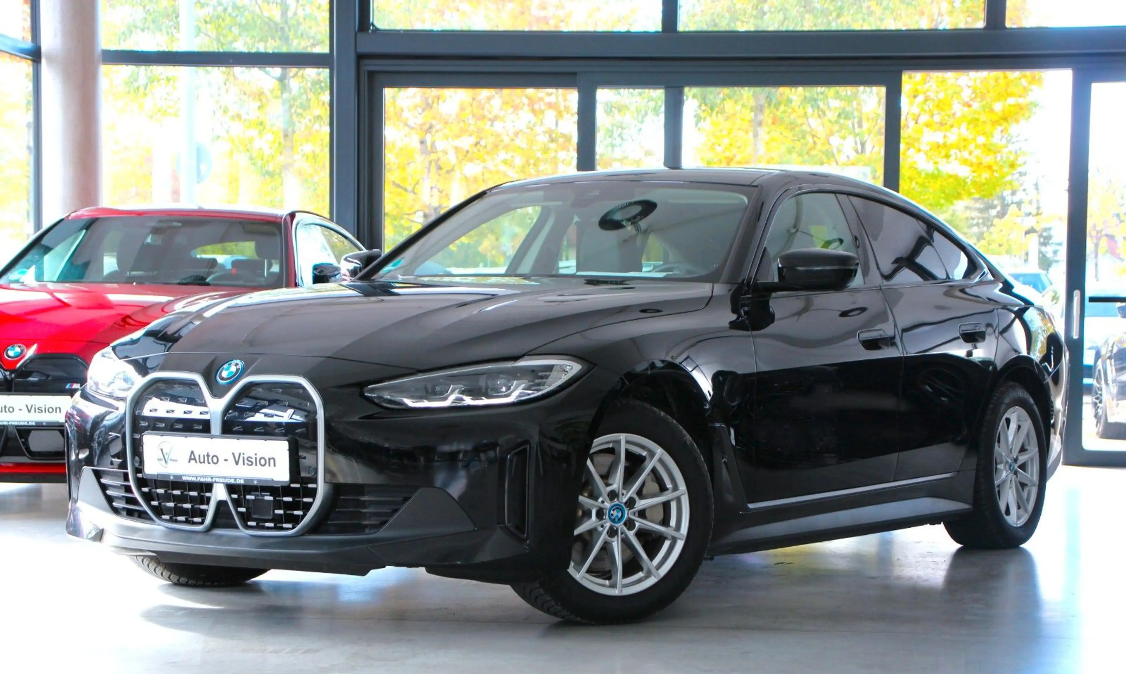 BMW i4 eDrive40 Gran Coupe (G26E)*LED*Sportsitze*KAM