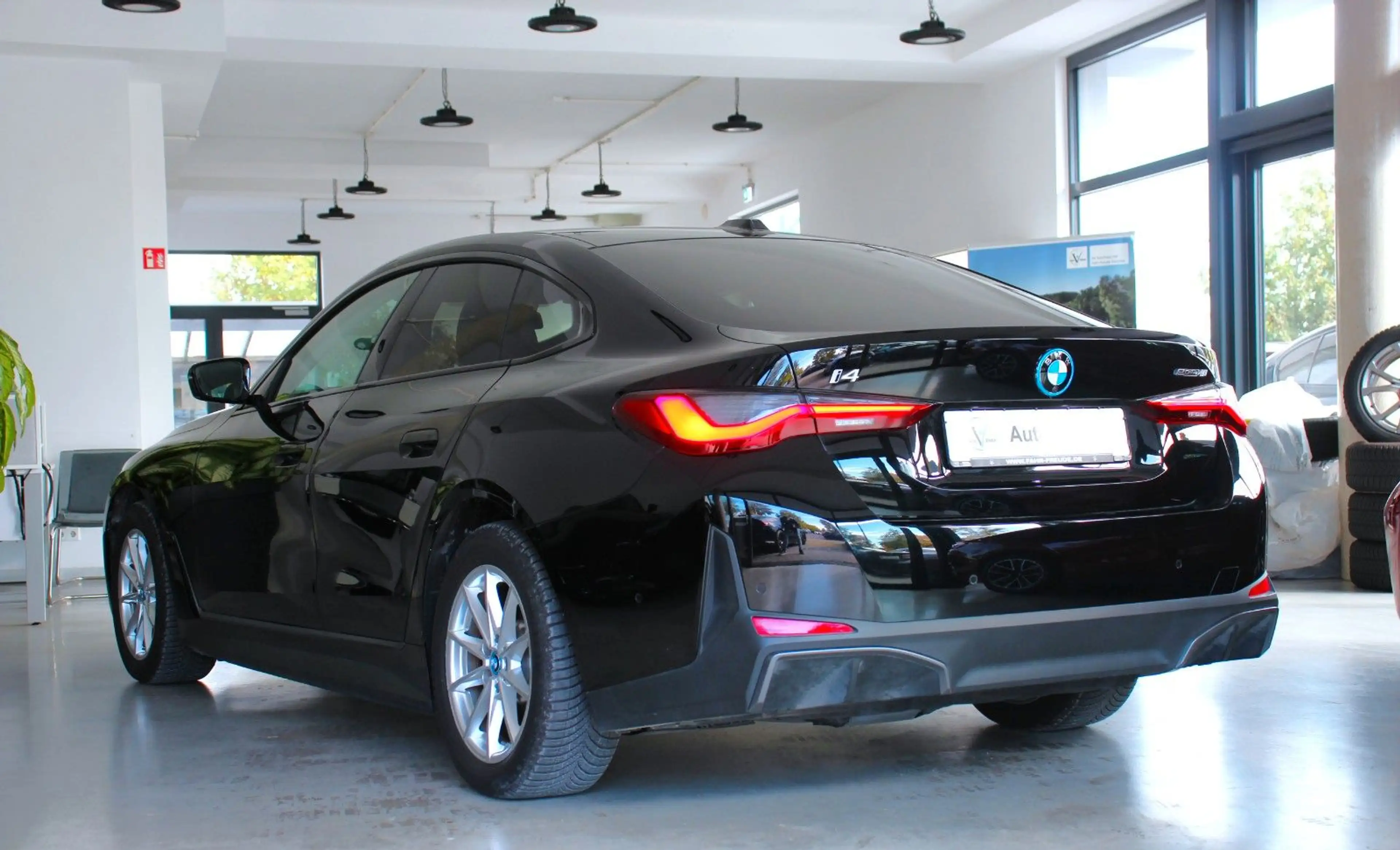 BMW i4 eDrive40 Gran Coupe (G26E)*LED*Sportsitze*KAM — photo 8