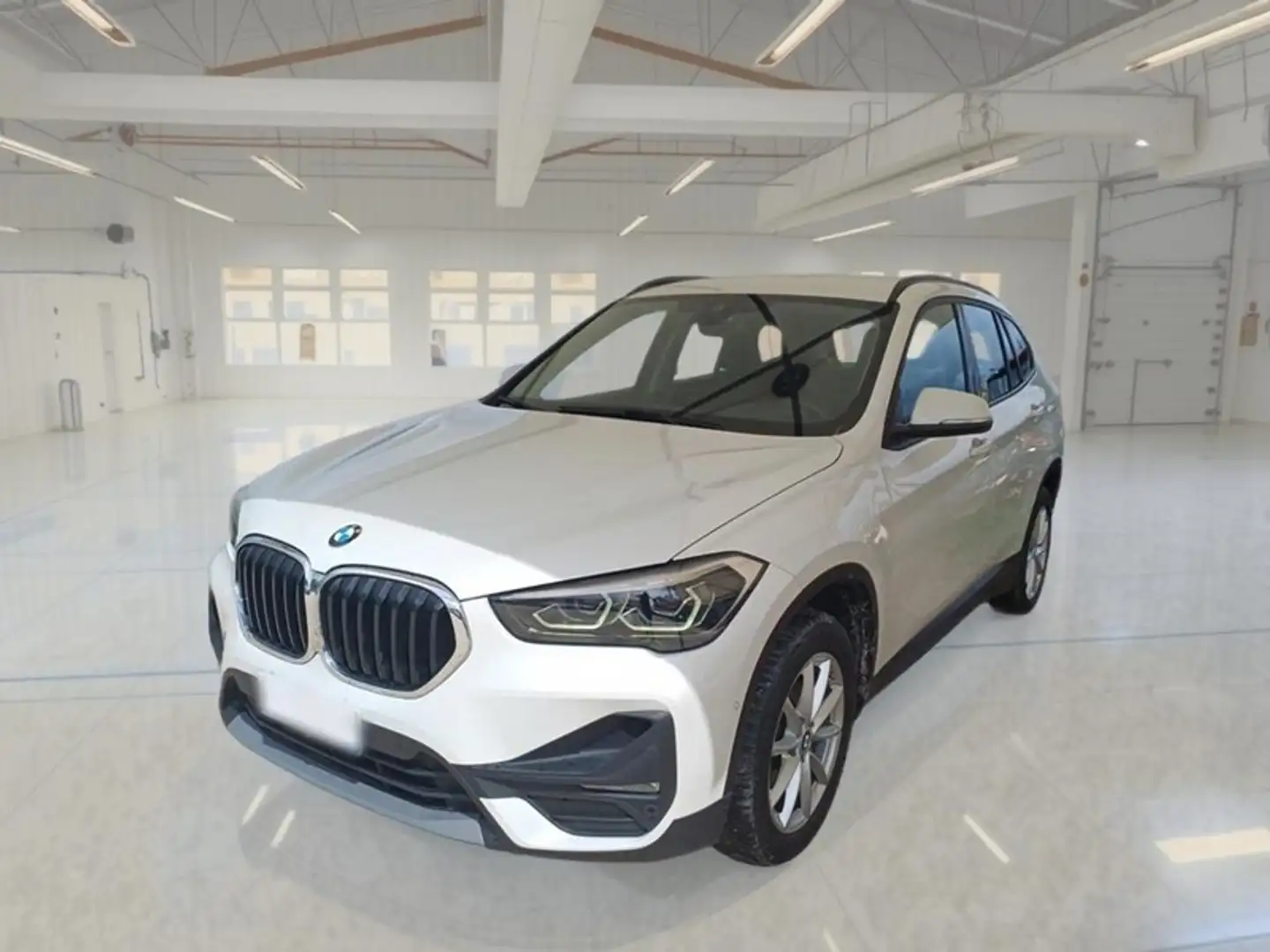 BMW X1 sDrive 16d Business Advantage Autom. - 1