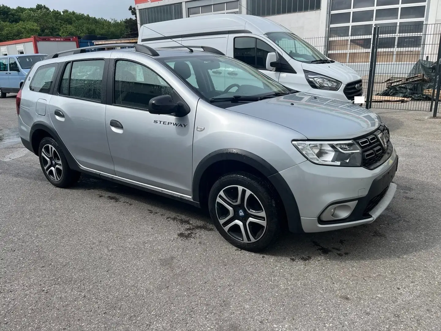Dacia Logan Stepway LED Navi Kamera 1,5 Diesel 70KW Grau - 1