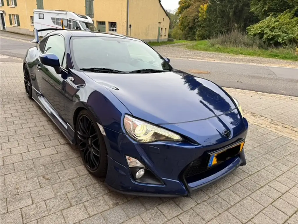 Toyota GT86 2015 из Европы — купить под ключ