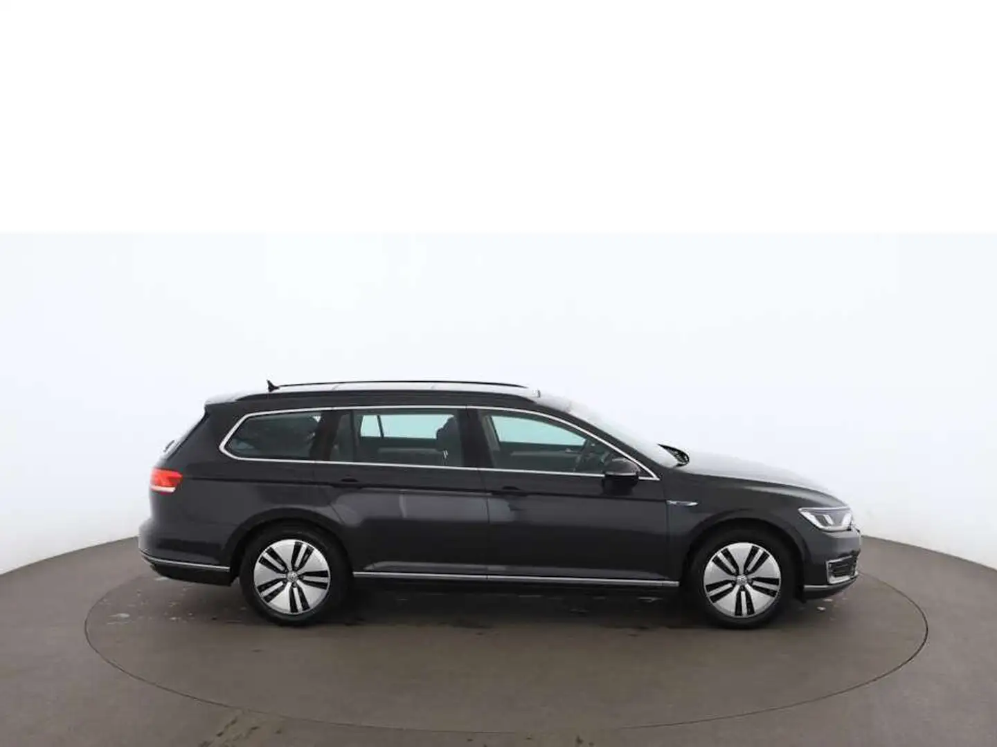 Volkswagen Passat Variant 1.4 TSI GTE Aut LED AHK SKY RADAR Grau - 2