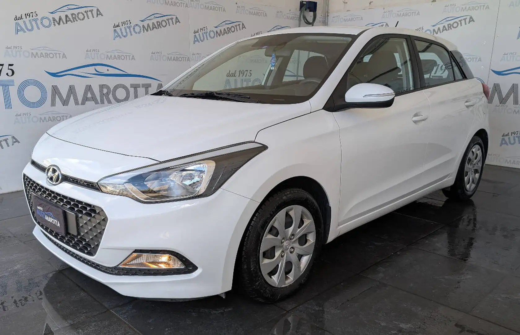 Hyundai i20 1.2 Classic econext 75cv 5p Bianco - 1