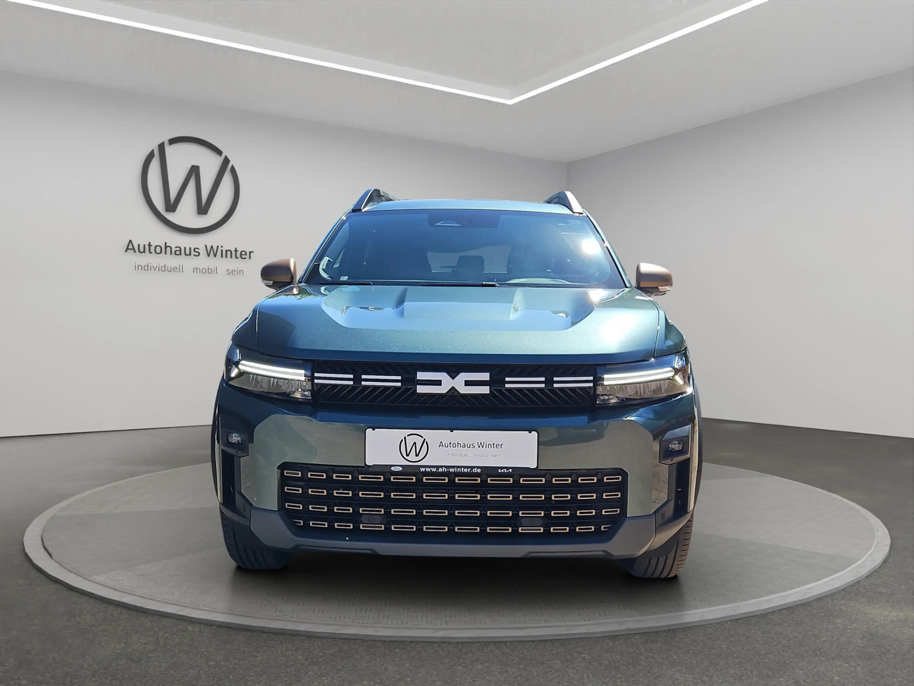 Dacia Bigster TCe 140 Extreme Pano Winter+ Citypaket el. Heckla — photo 3
