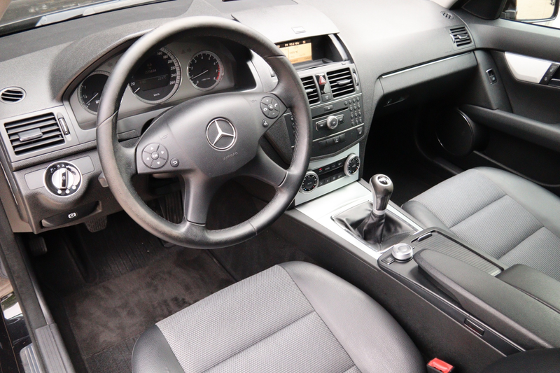 Mercedes-Benz C 180 K BlueEFFICIENCY — photo 13