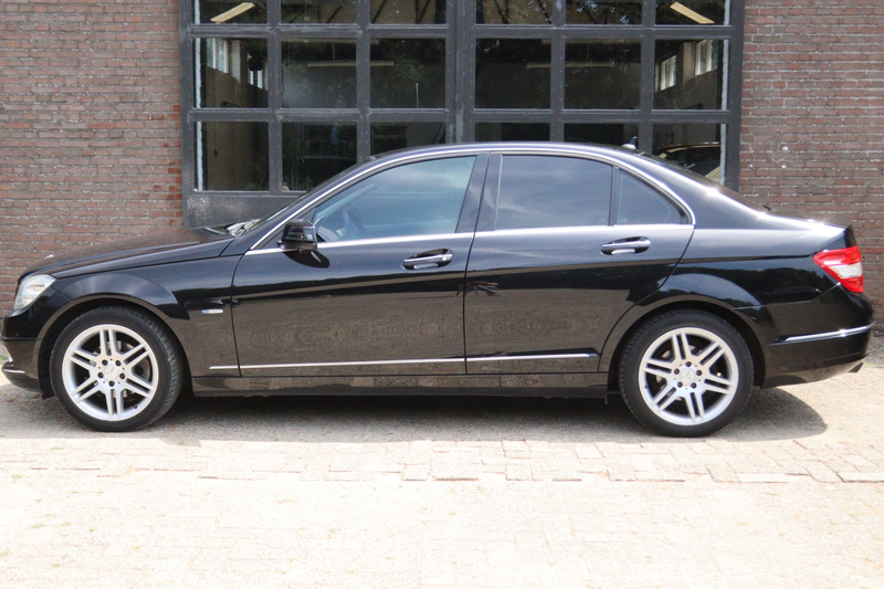 Mercedes-Benz C 180 K BlueEFFICIENCY — photo 7