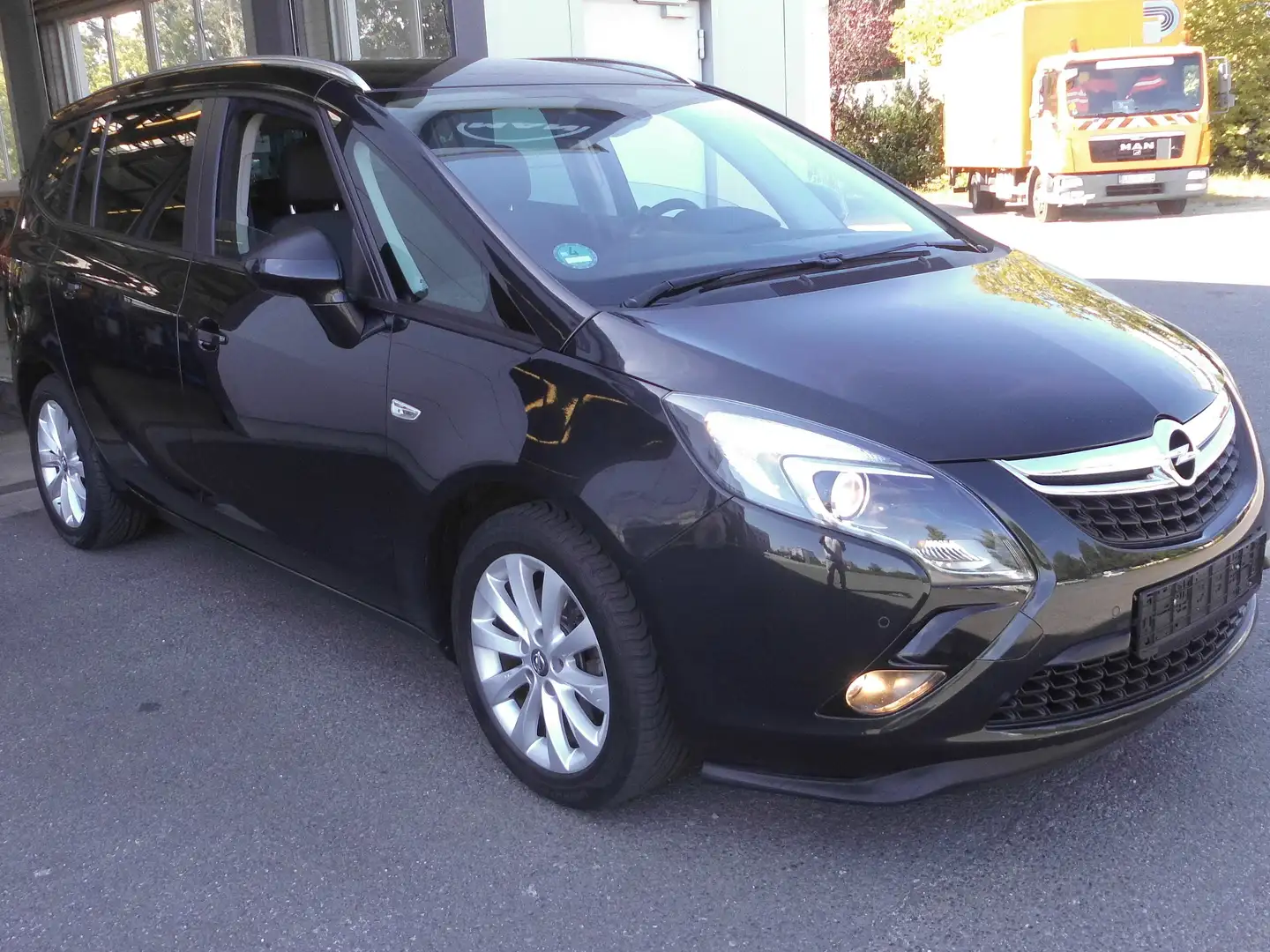 Opel Zafira Tourer 1.4 Turbo Automatik.KLIMATRONIC .KETTE+SERVIS .NEU Negro - 2