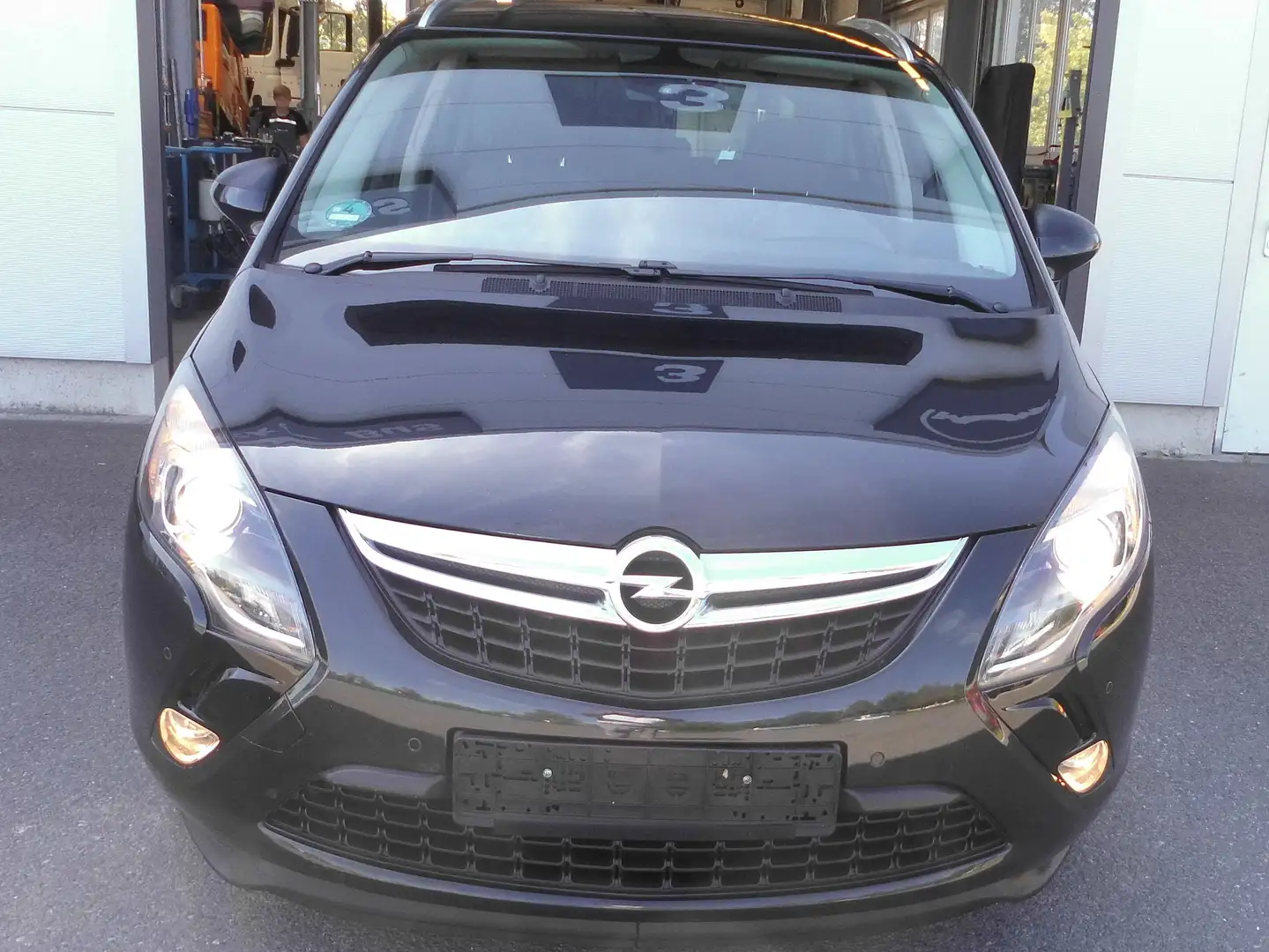 Opel Zafira Tourer 1.4 Turbo Automatik.KLIMATRONIC .KETTE+SERVIS .NEU Negro - 1