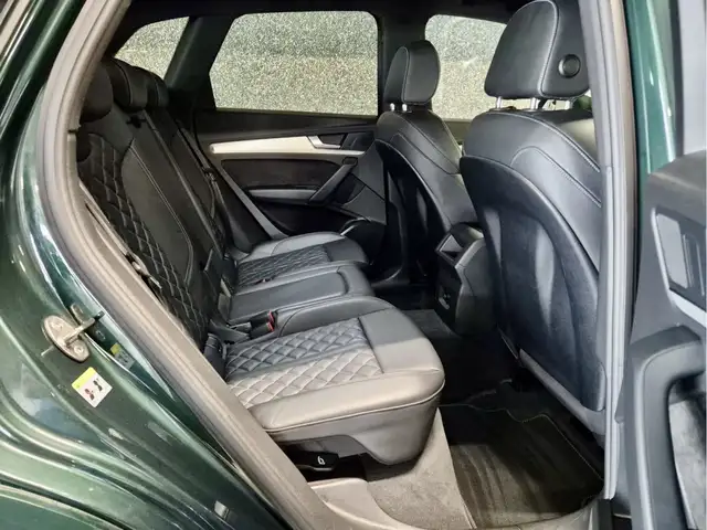Audi Q5 view 9