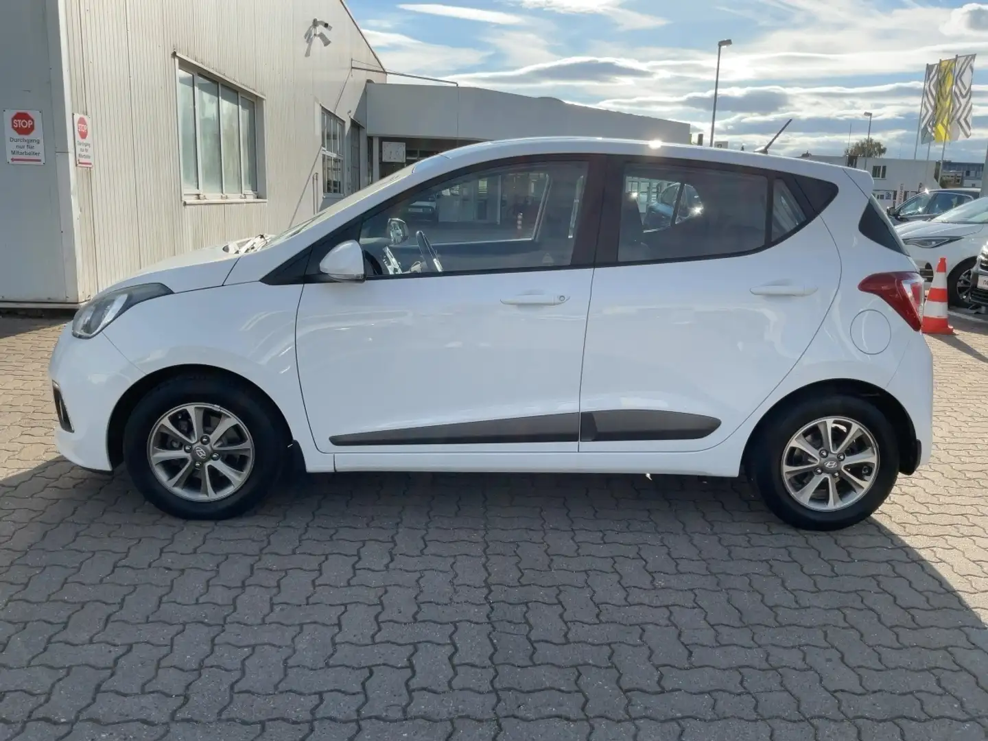 Hyundai i10 1.2 Style ++Automatik/Klima/Schiebedach++ Blanc - 2