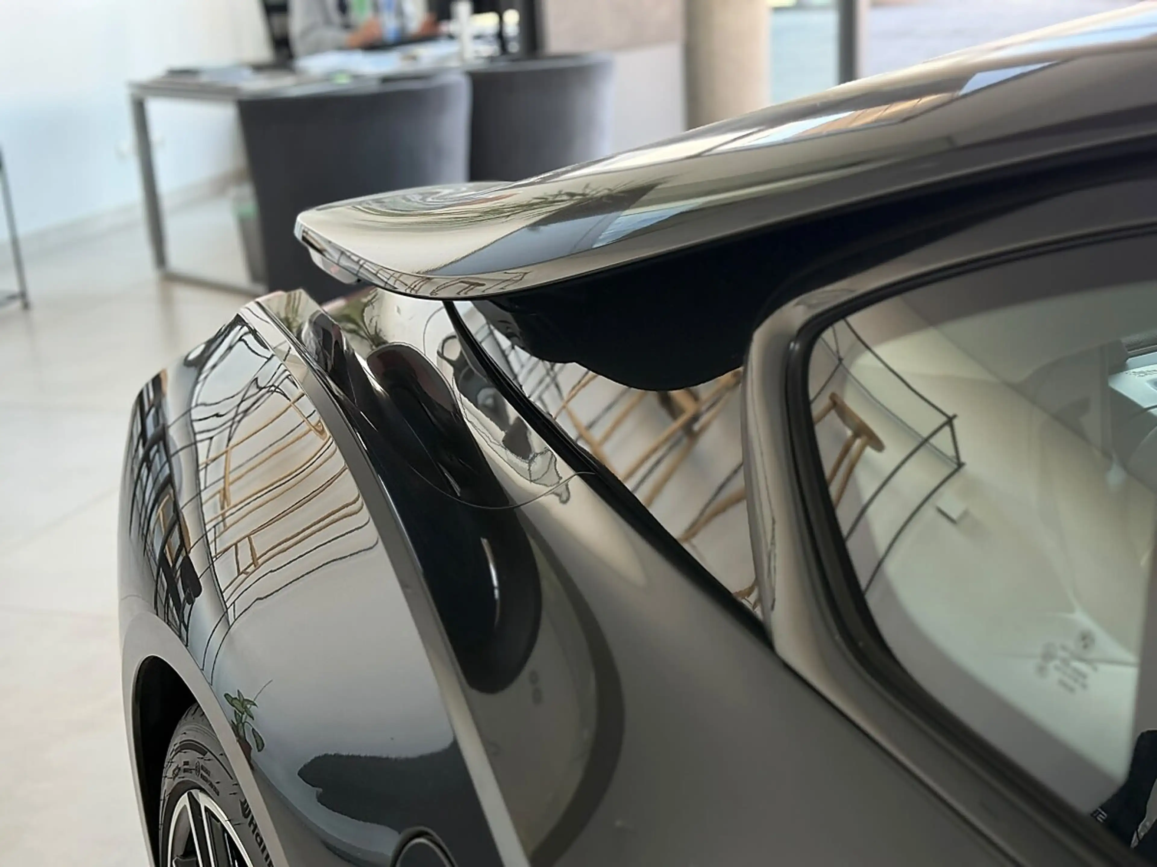 BMW i8 PHEV Range Extender *CARBON* HUD* FLÜGELTÜRE* — photo 14