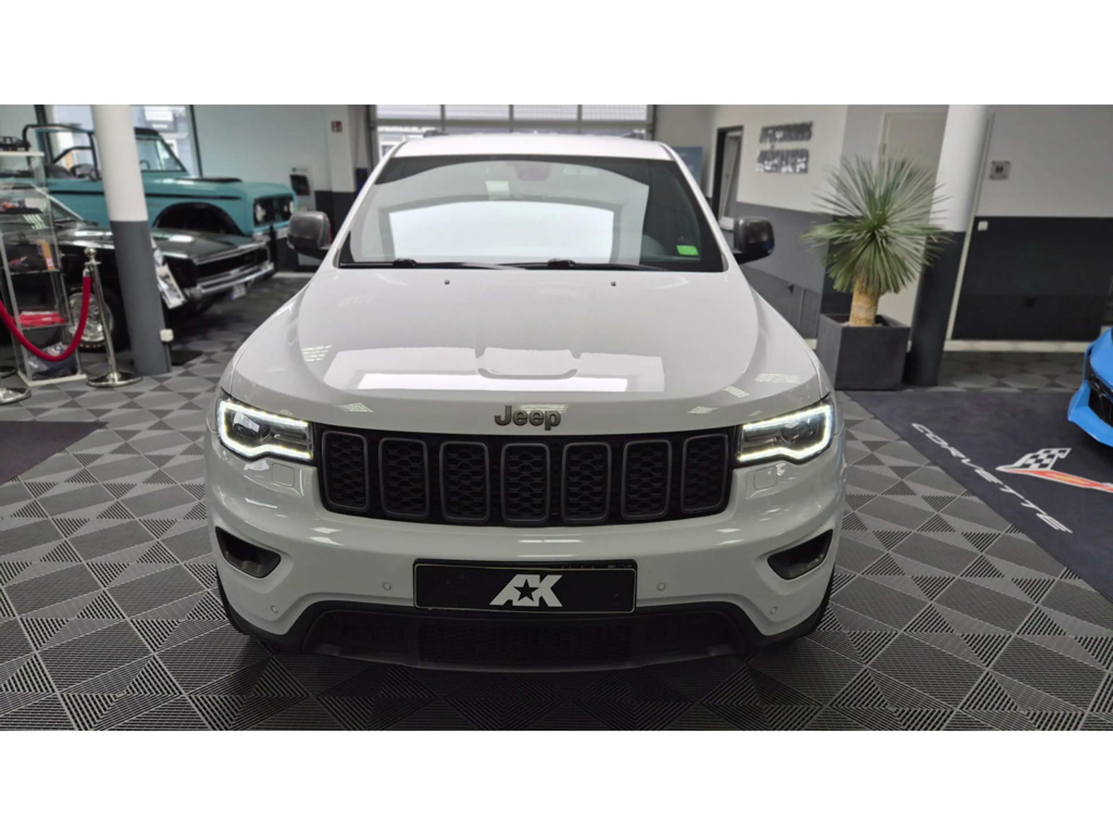 Jeep Grand Cherokee 3.0 CRD Trailhawk Luft HiFi Fa — photo 5